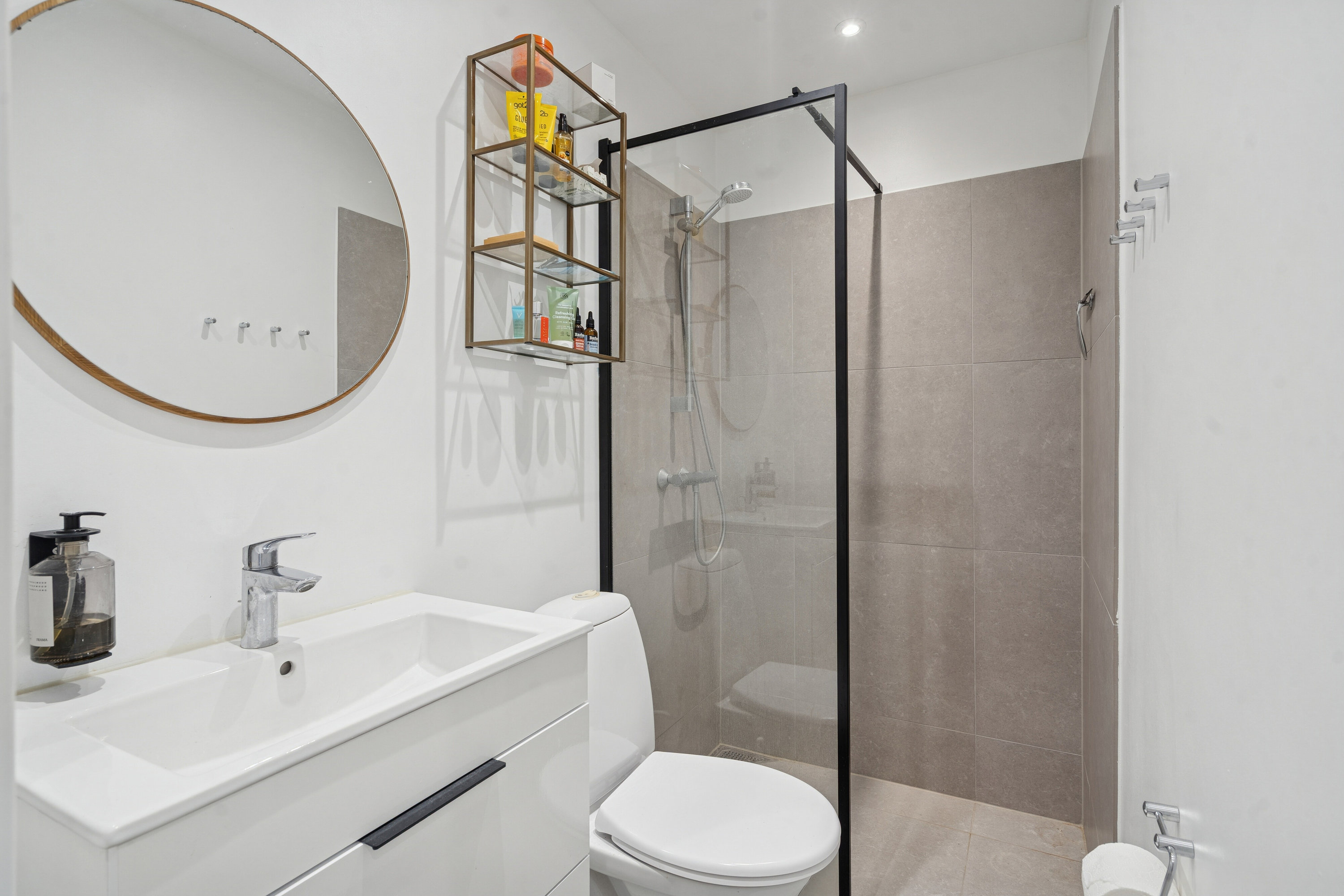 Fremhævet badeværelse billede i fuldskærmstilstand. Billede af Musvågevej 3H, Snestrup, 5210 Odense NV