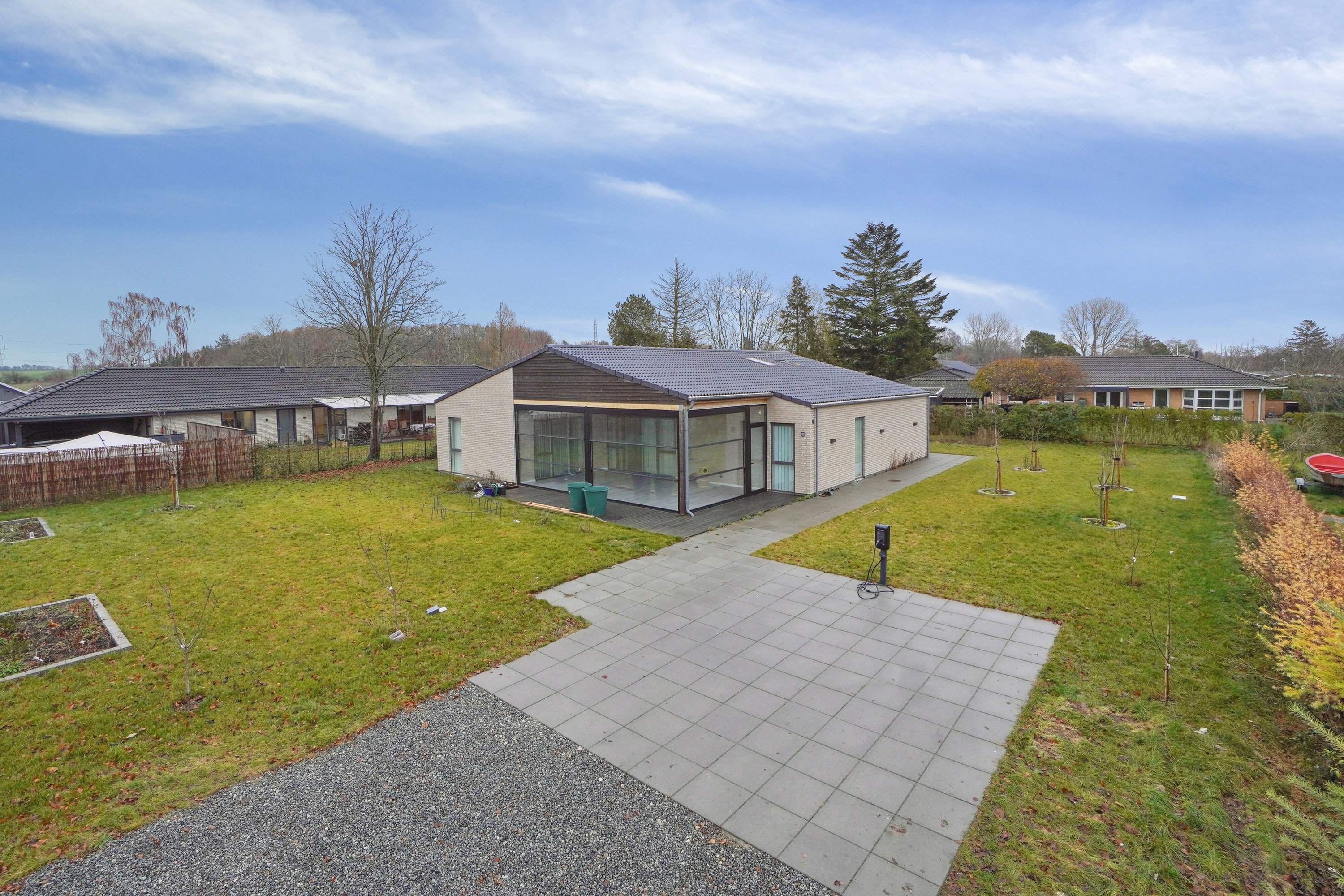 Fremhævet udendørs billede i fuldskærmstilstand. Billede af Vestavej 18A, 4040 Jyllinge