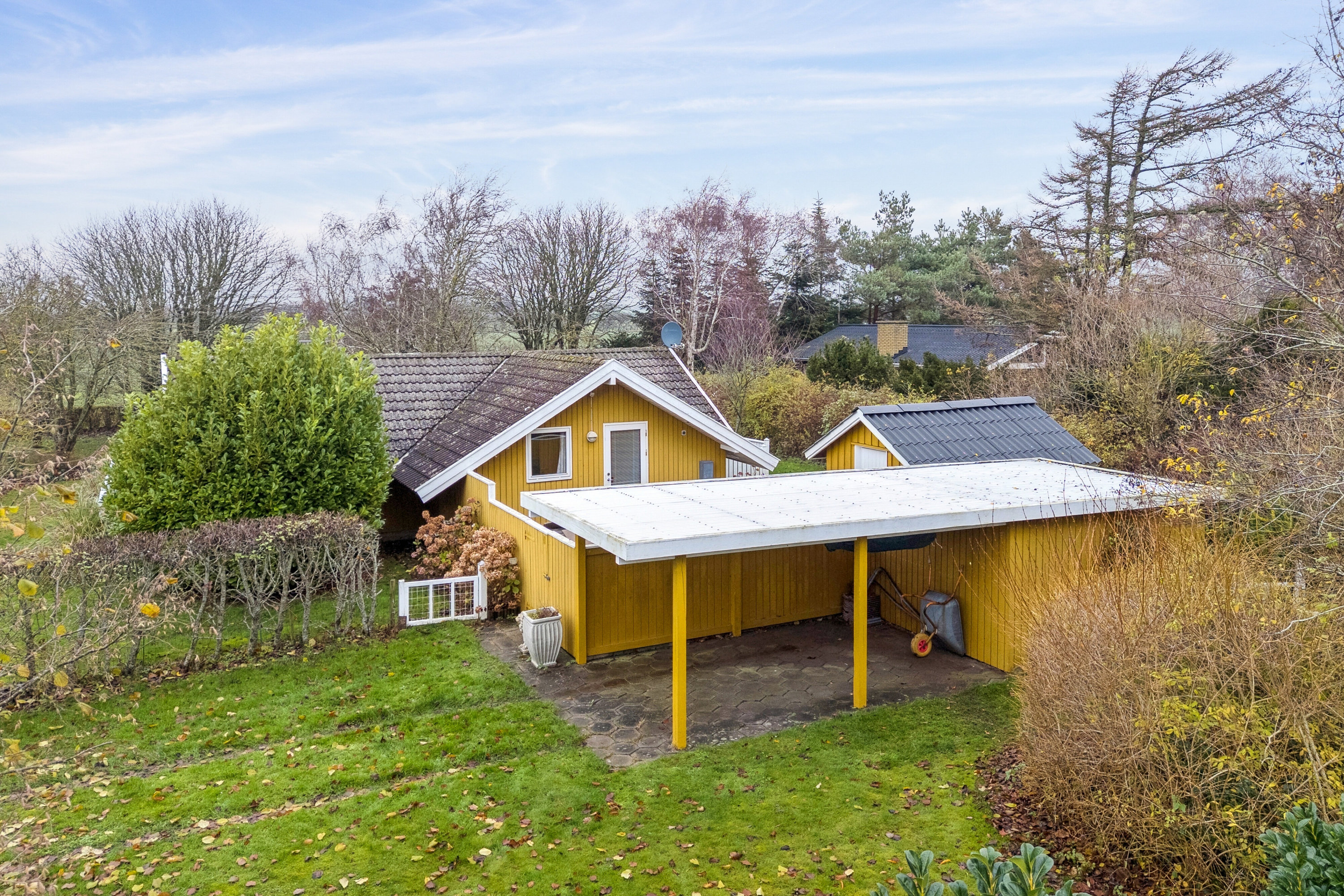 Fremhævet set fra haven billede i fuldskærmstilstand. Billede af Helenevej 18, Drøsselbjerg, 4200 Slagelse