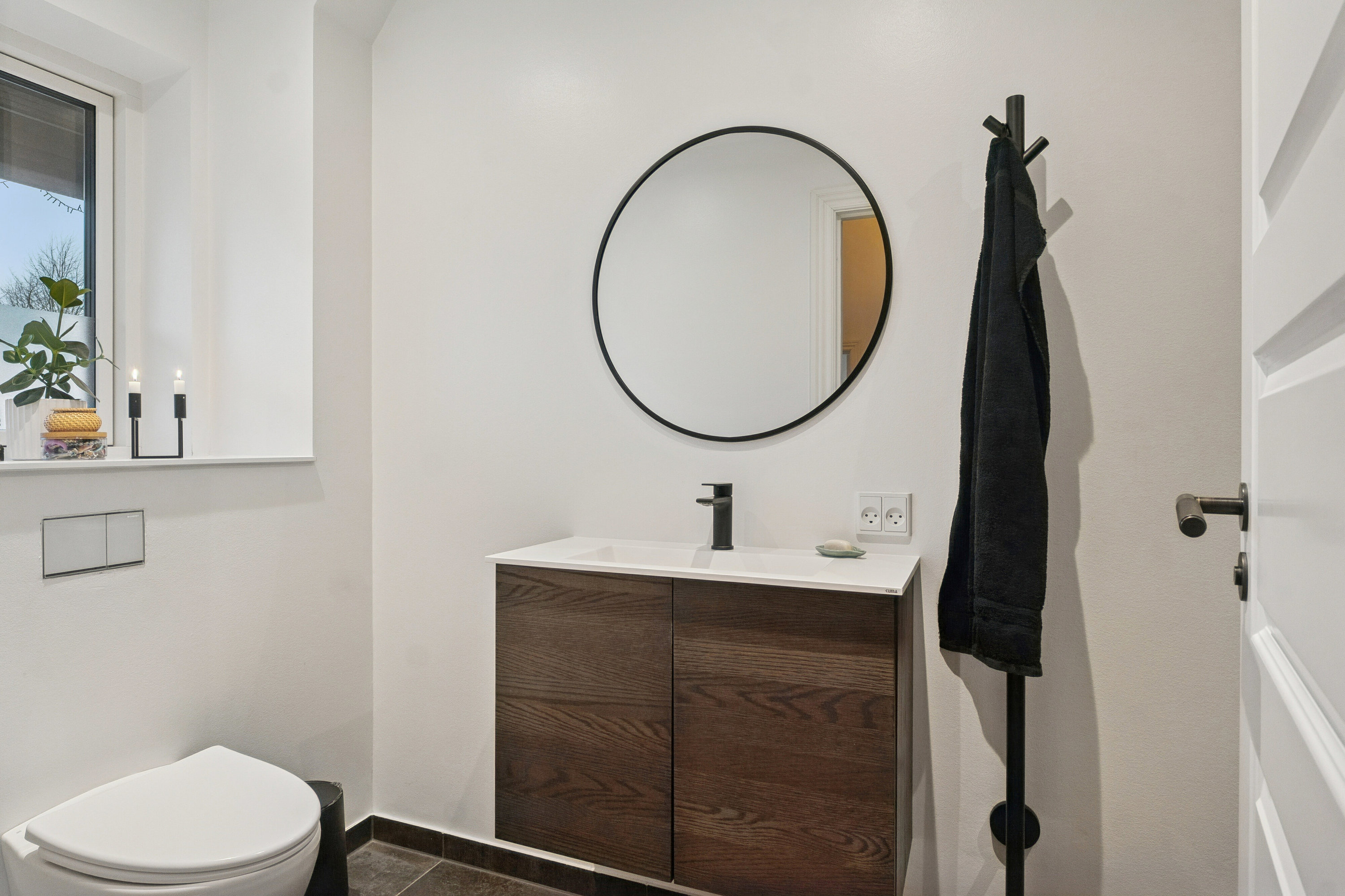 Fremhævet badeværelse billede i fuldskærmstilstand. Billede af Sjællandsvej 20, 4200 Slagelse