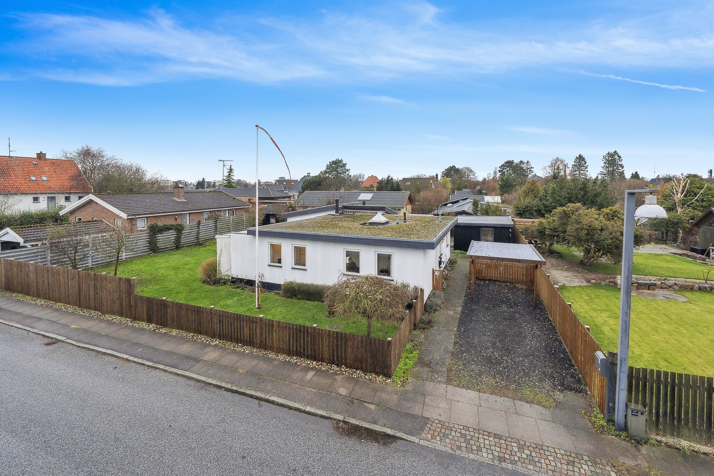 Fremhævet luftfoto billede i fuldskærmstilstand. Billede af Munktoftevej 9, 2610 Rødovre