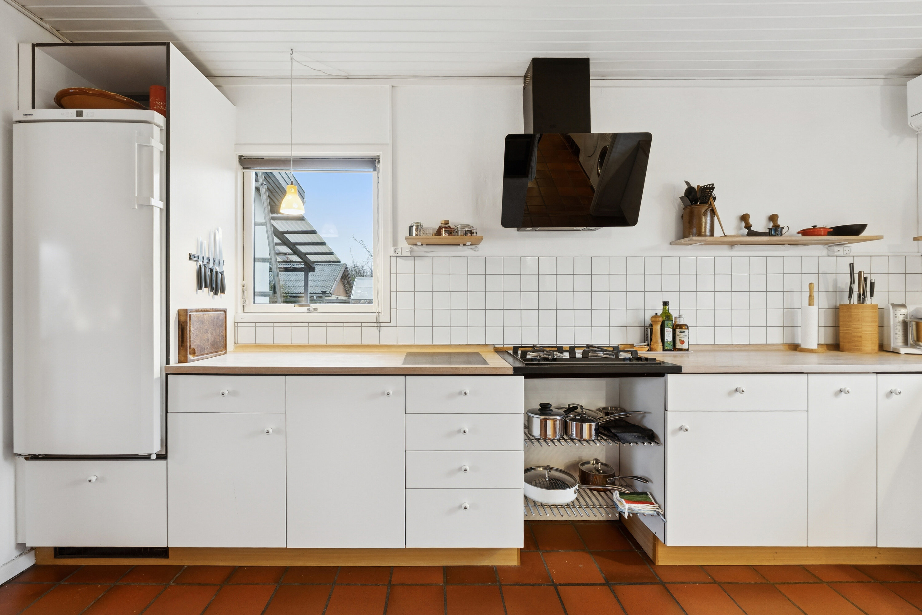 Fremhævet køkken billede i fuldskærmstilstand. Billede af Munktoftevej 9, 2610 Rødovre