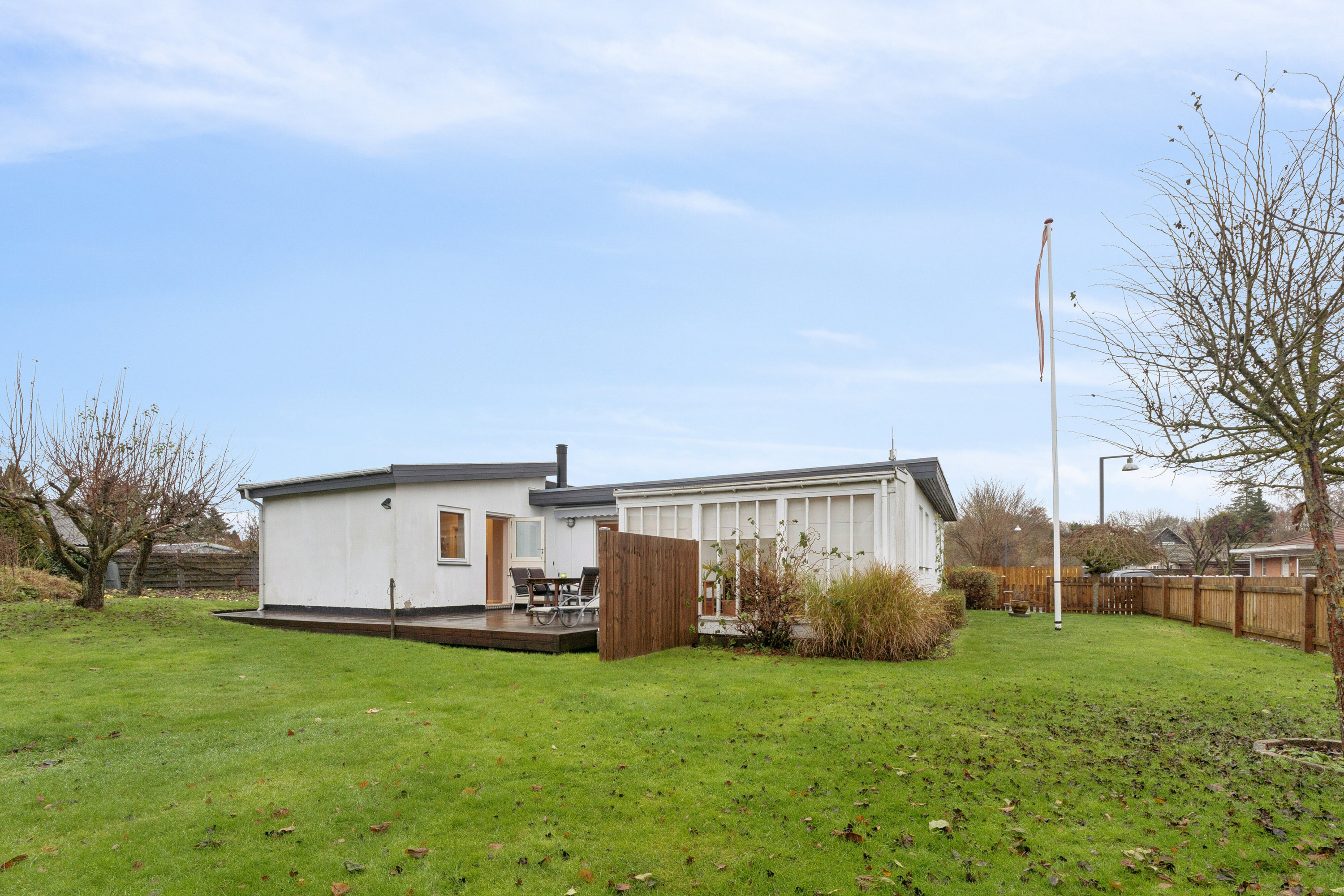 Fremhævet set fra haven billede i fuldskærmstilstand. Billede af Munktoftevej 9, 2610 Rødovre