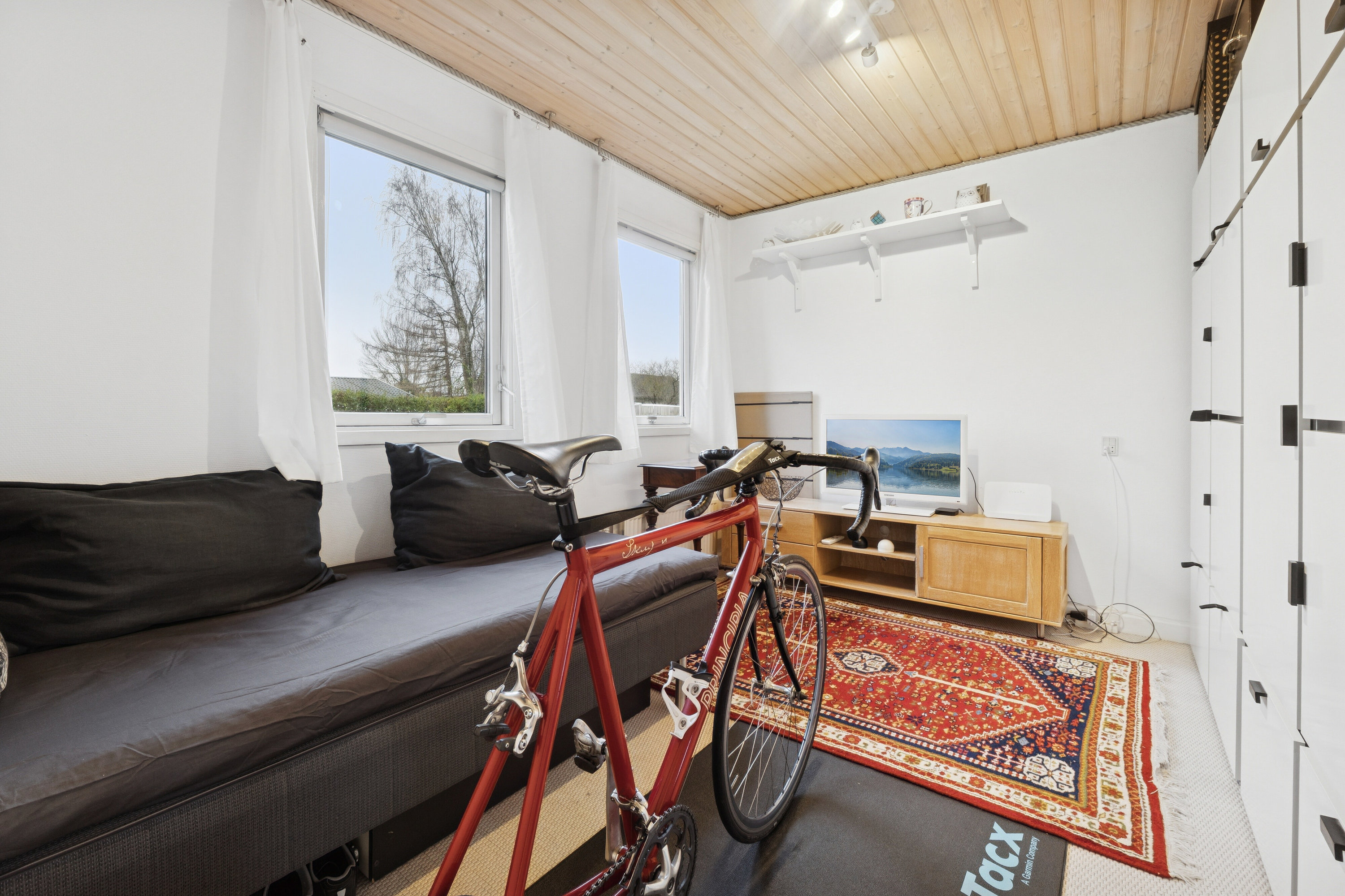 Fremhævet soveværelse billede i fuldskærmstilstand. Billede af Munktoftevej 9, 2610 Rødovre