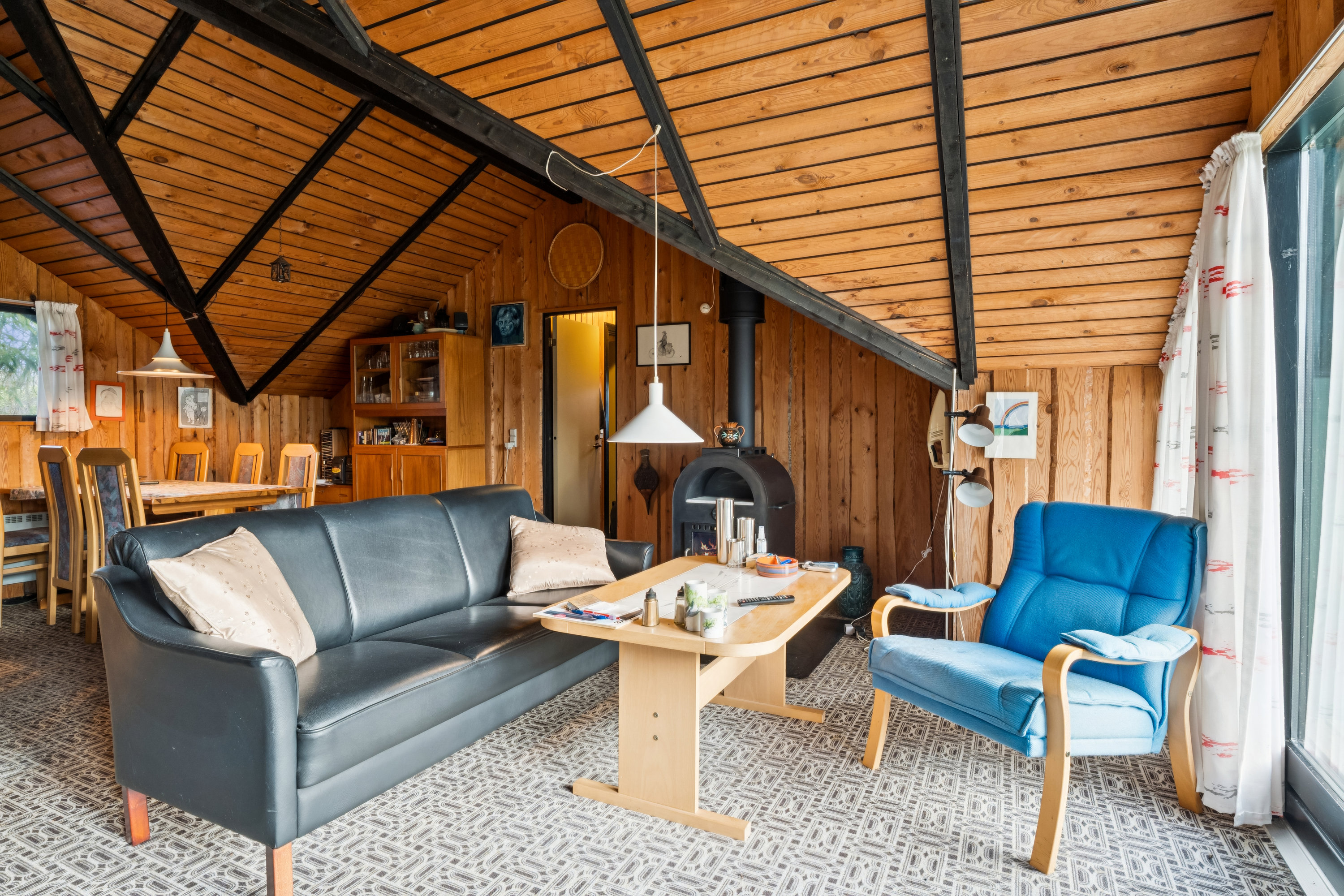 Fremhævet stue billede i fuldskærmstilstand. Billede af Keldbækvej 35, 9240 Nibe