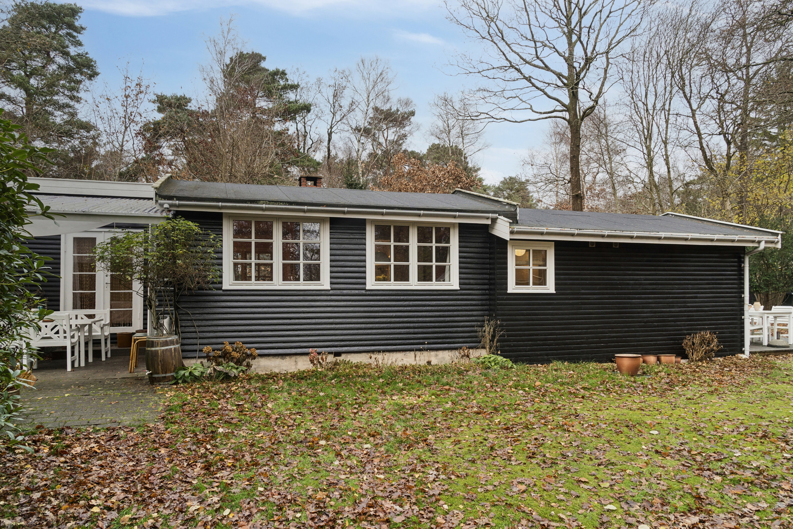 Miniaturebillede 1: set fra haven. Billede af Porsevej 8, 4500 Nykøbing Sj