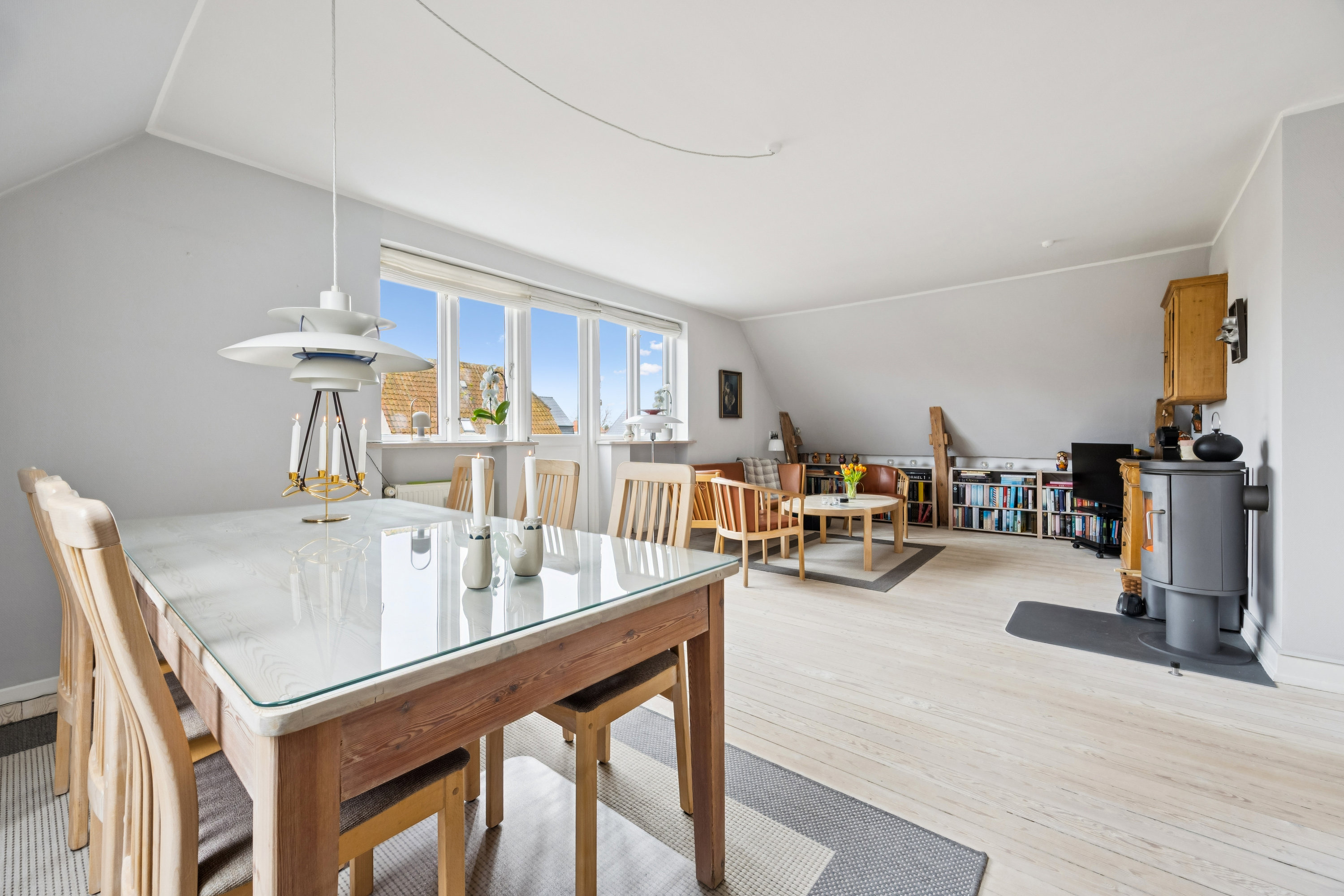 Miniaturebillede 2: stue. Billede af Tordenskjoldsgade 18B, 4600 Køge