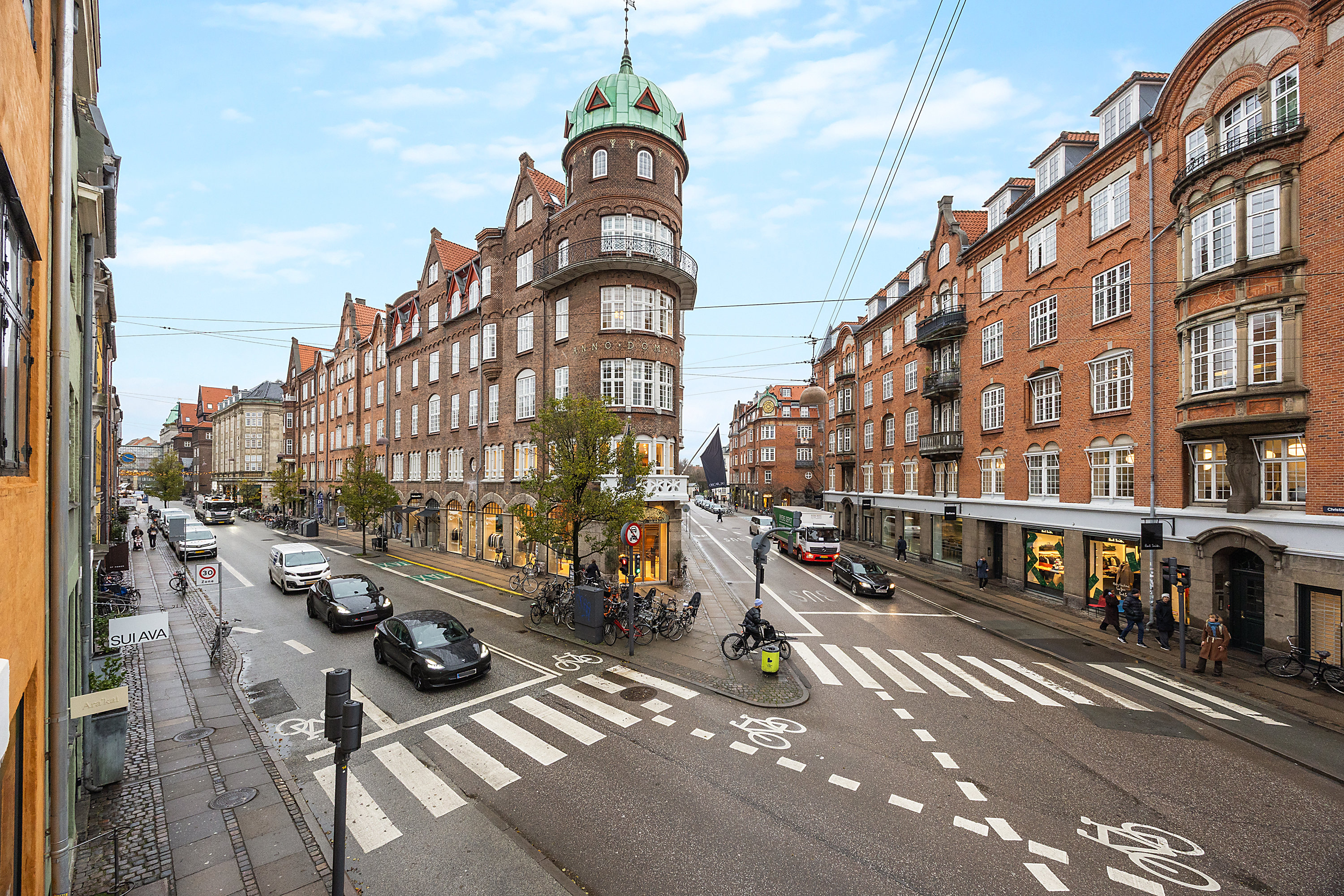 Fremhævet udsigt billede i fuldskærmstilstand. Billede af Gammel Mønt 19, 1., 1117 København K