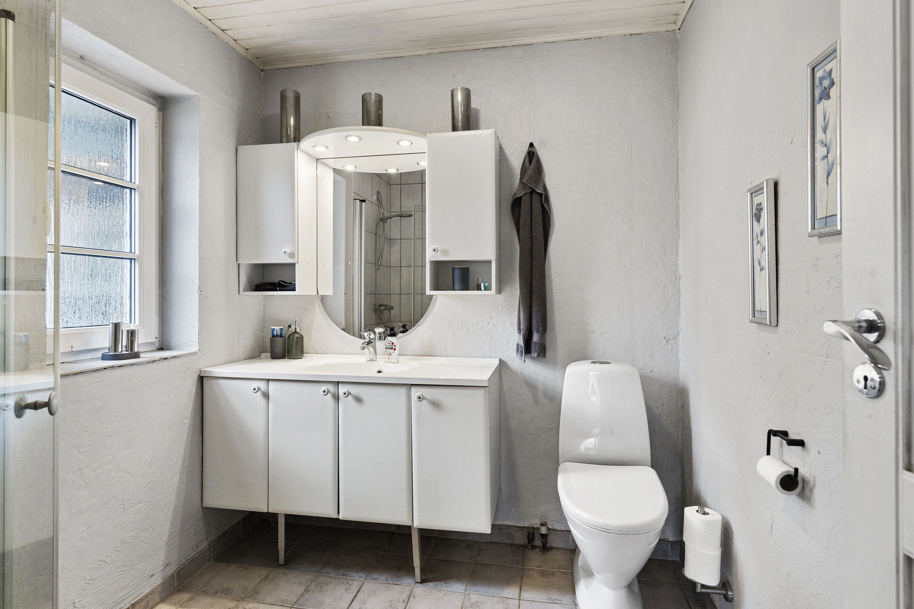 Fremhævet badeværelse billede i fuldskærmstilstand. Billede af Oddevej 53, Klim, 9690 Fjerritslev