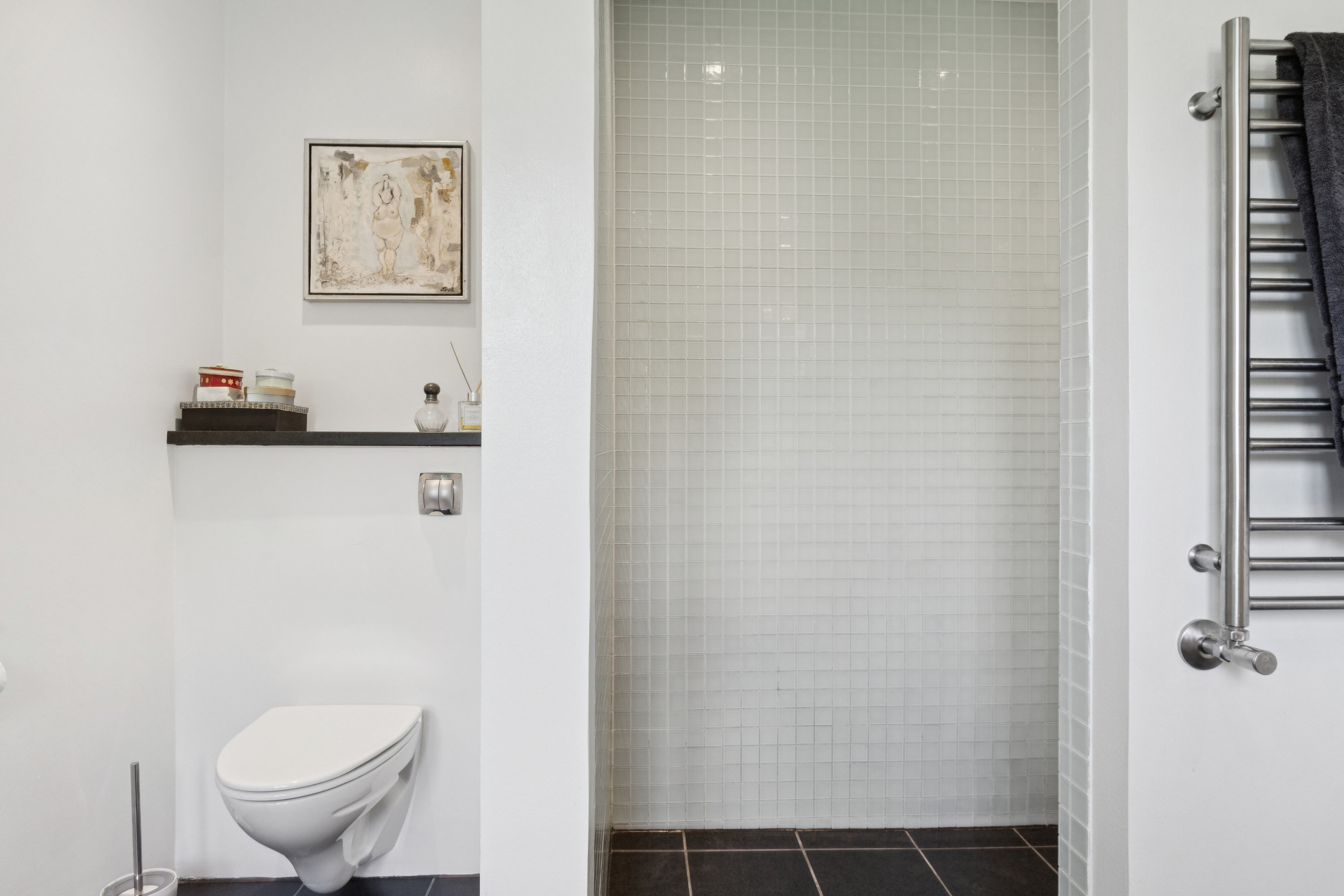 Fremhævet  billede i fuldskærmstilstand. Billede af Lyngby Rosenvænge 26, 2800 Kongens Lyngby