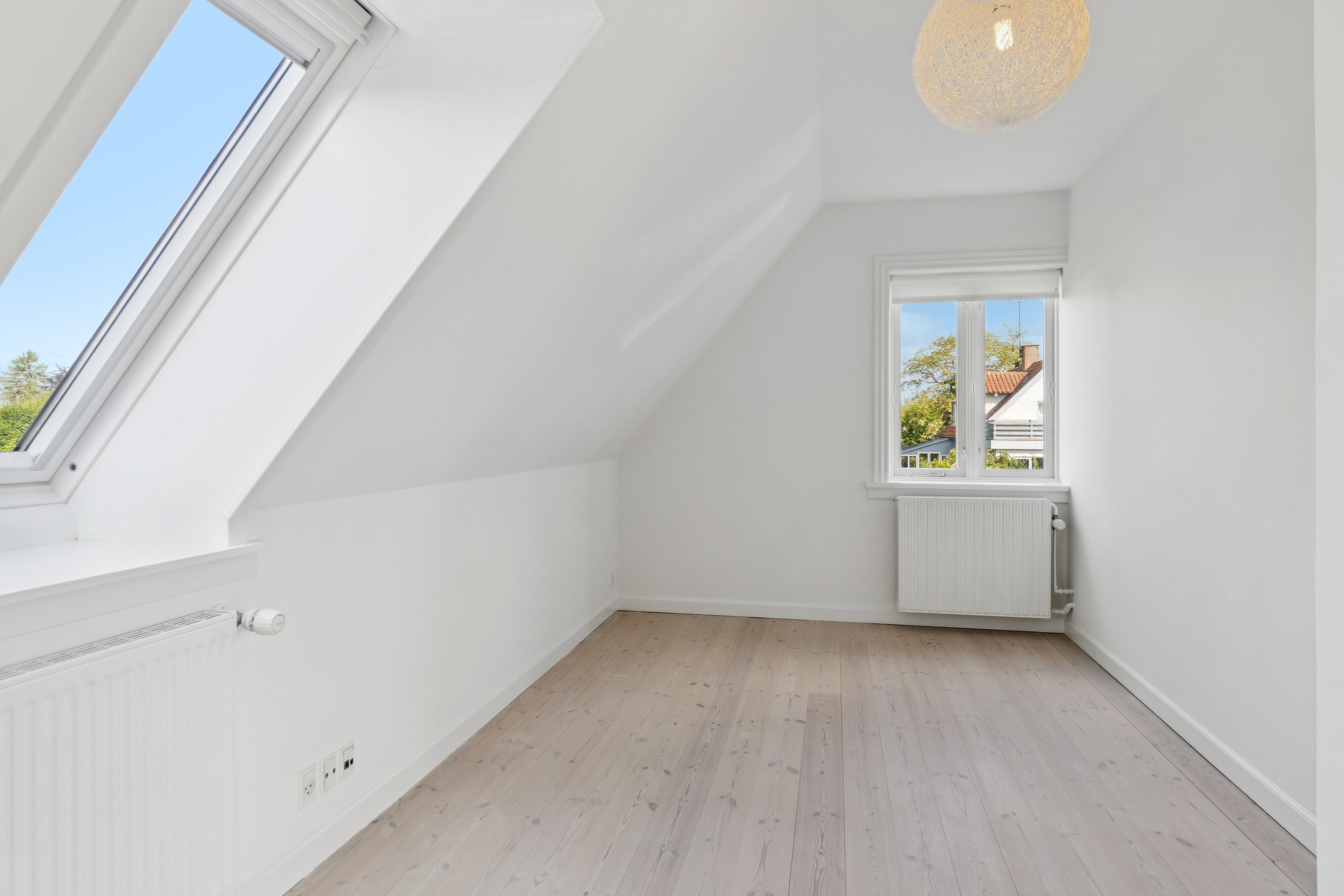 Fremhævet  billede i fuldskærmstilstand. Billede af Lyngby Rosenvænge 26, 2800 Kongens Lyngby