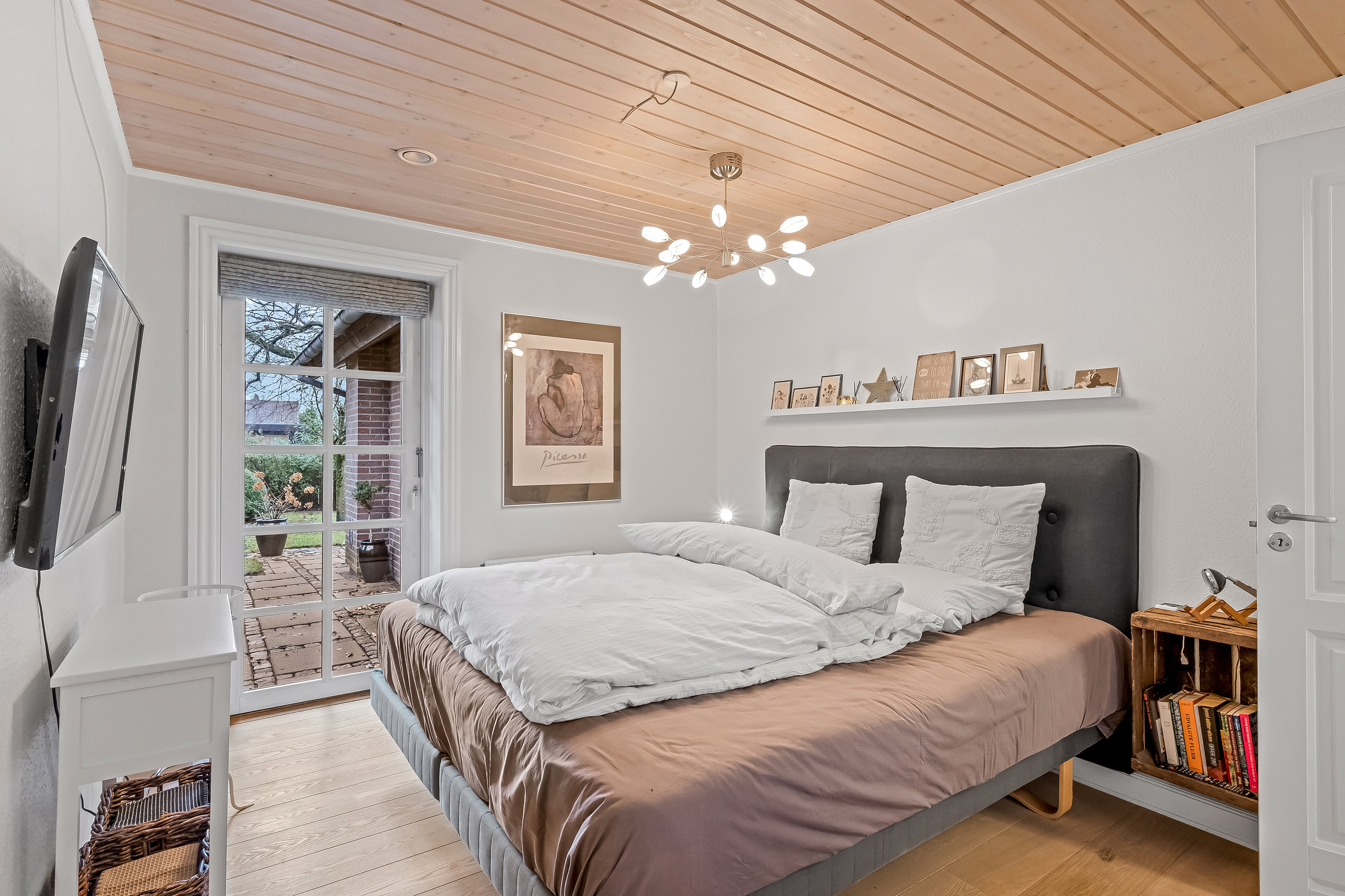 Fremhævet soveværelse billede i fuldskærmstilstand. Billede af Benediktevej 11B, 6270 Tønder