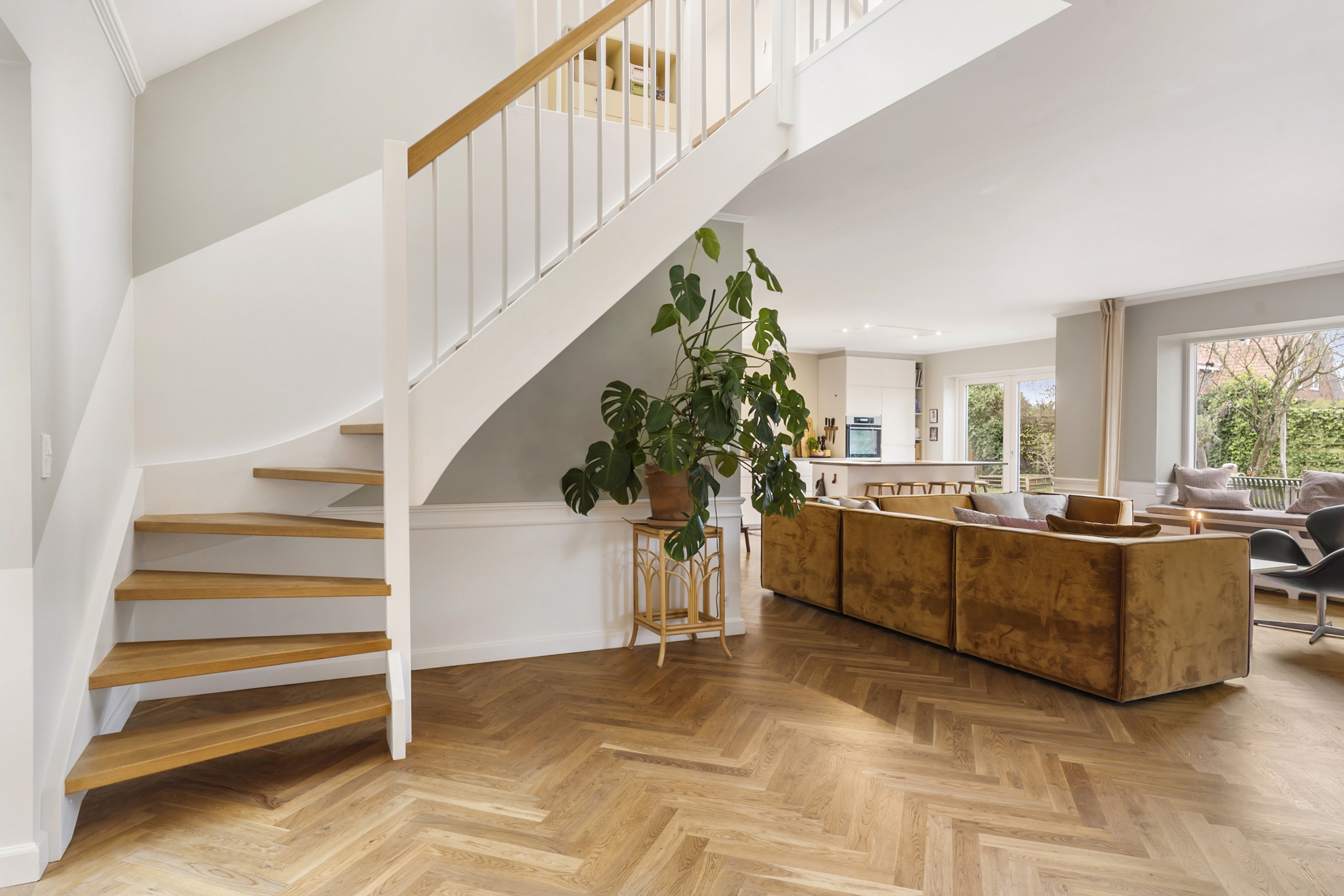 Fremhævet stue billede i fuldskærmstilstand. Billede af Rønnebækengen 1, 2660 Brøndby Strand