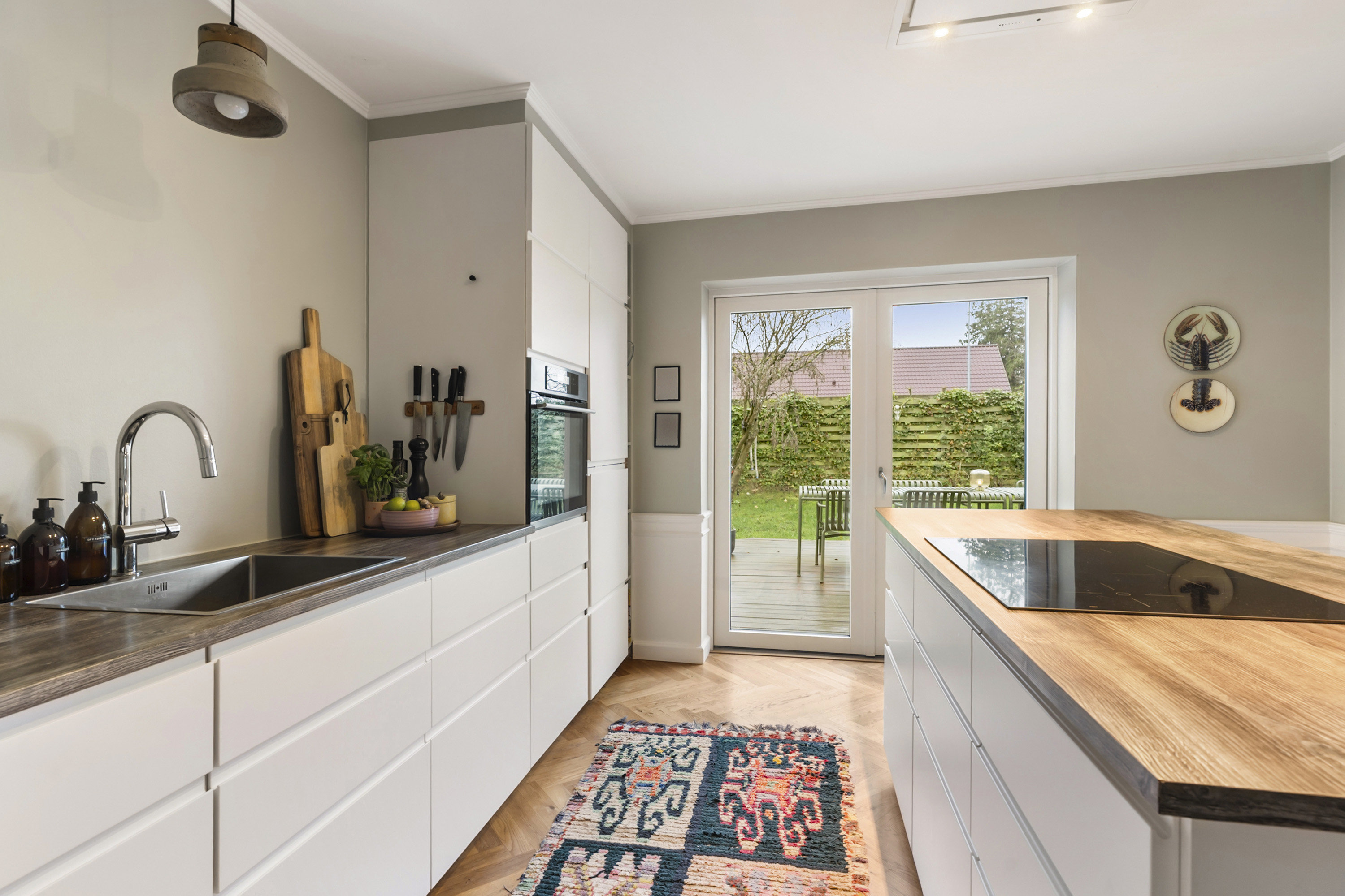 Fremhævet køkken billede i fuldskærmstilstand. Billede af Rønnebækengen 1, 2660 Brøndby Strand