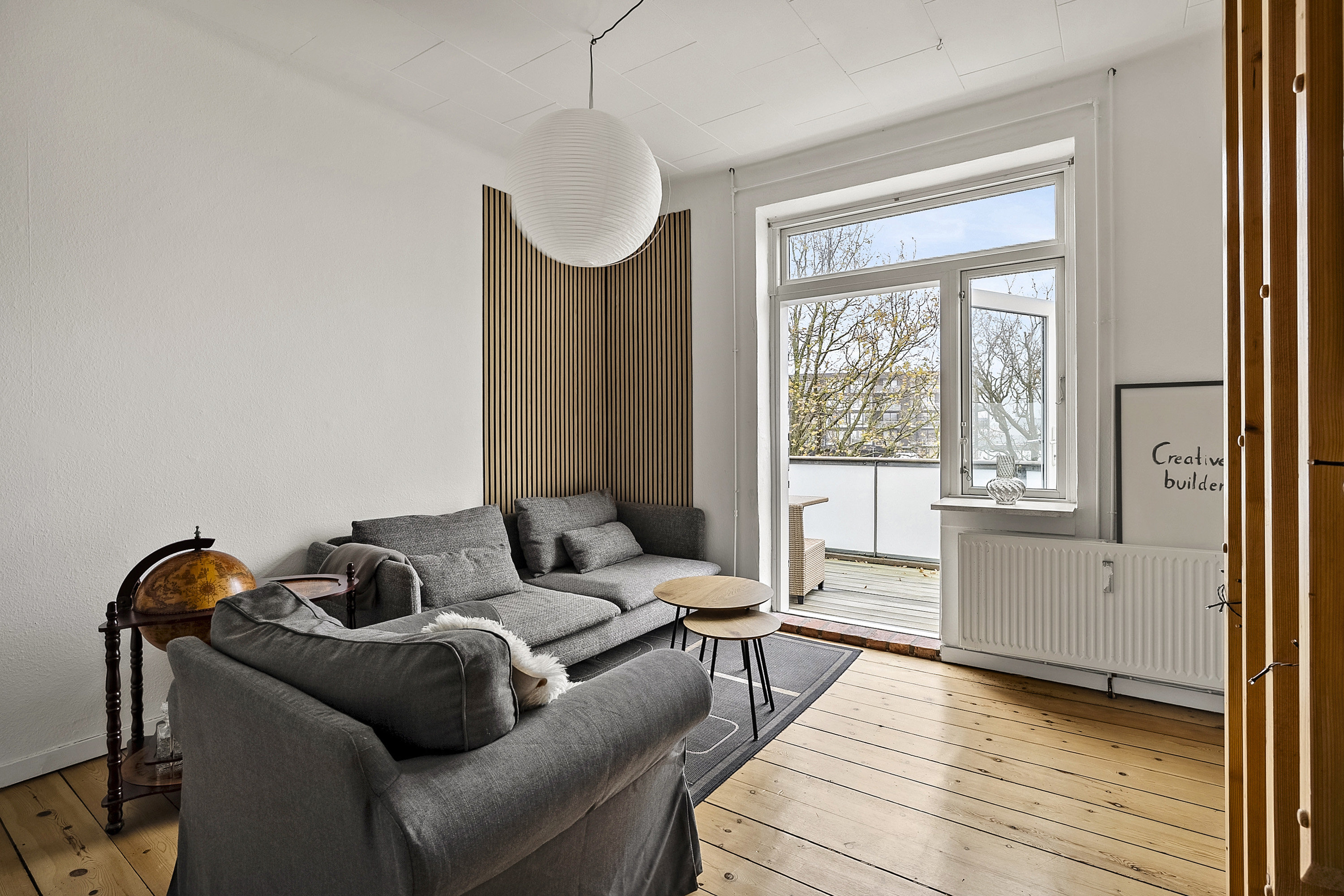 Fremhævet 1. sal stue billede i fuldskærmstilstand. Billede af Strandvej 32, 4220 Korsør