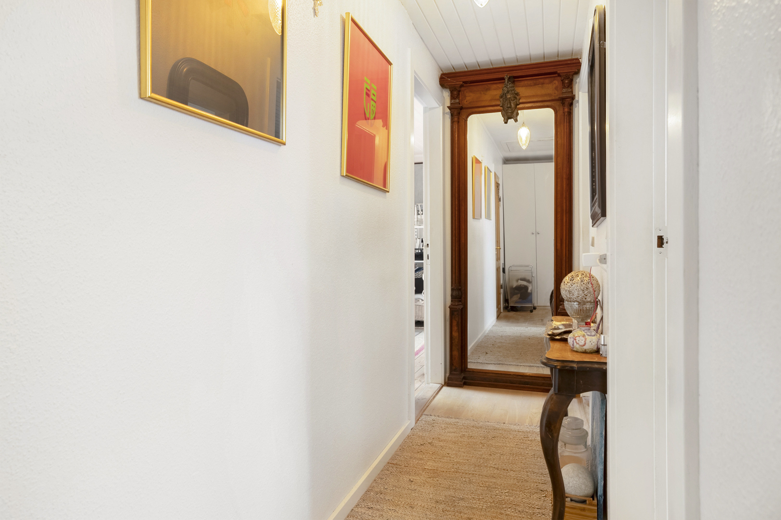 Fremhævet gang billede i fuldskærmstilstand. Billede af Stenvangen 3, 4220 Korsør