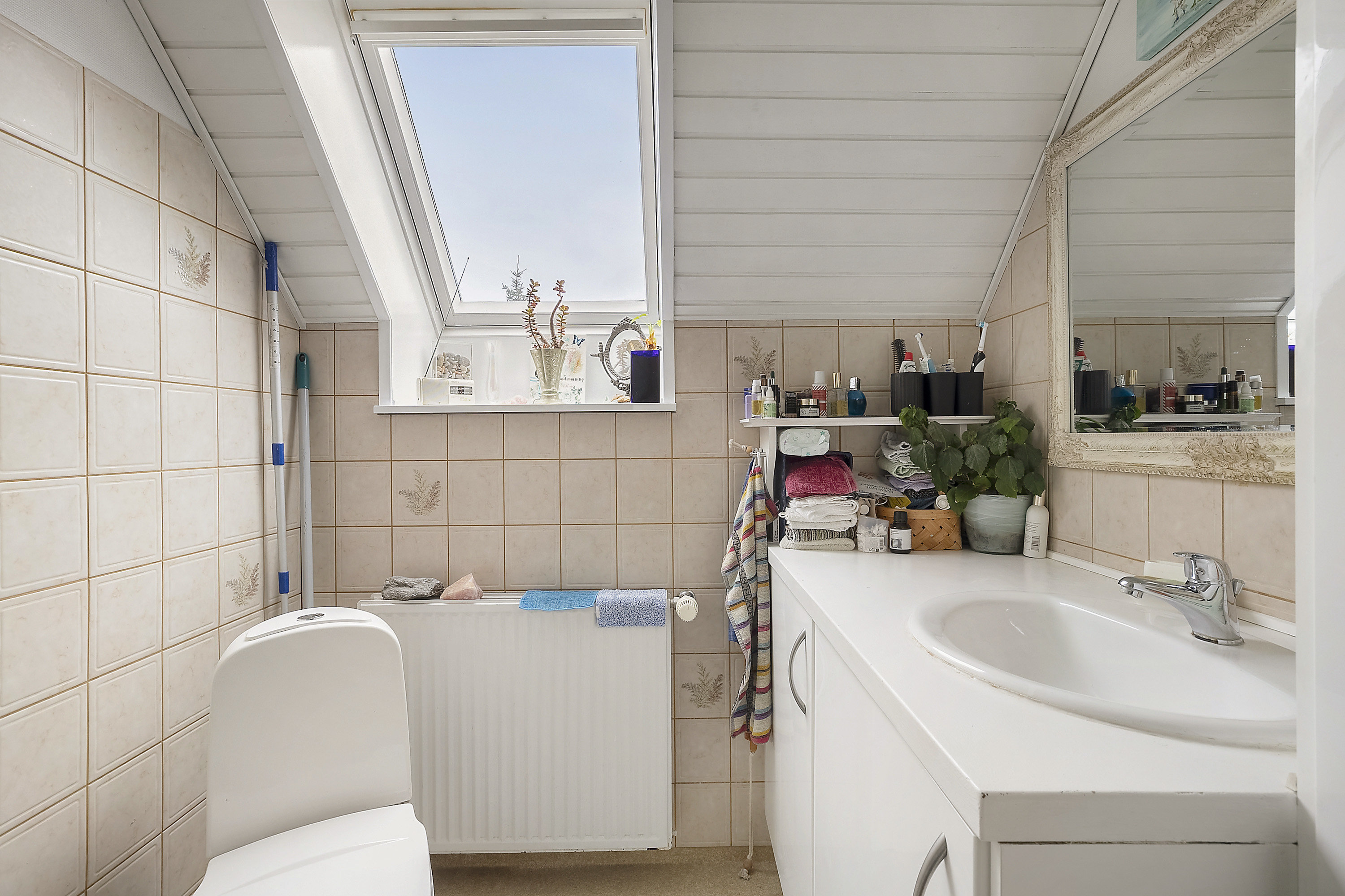 Fremhævet badeværelse billede i fuldskærmstilstand. Billede af Stenvangen 3, 4220 Korsør