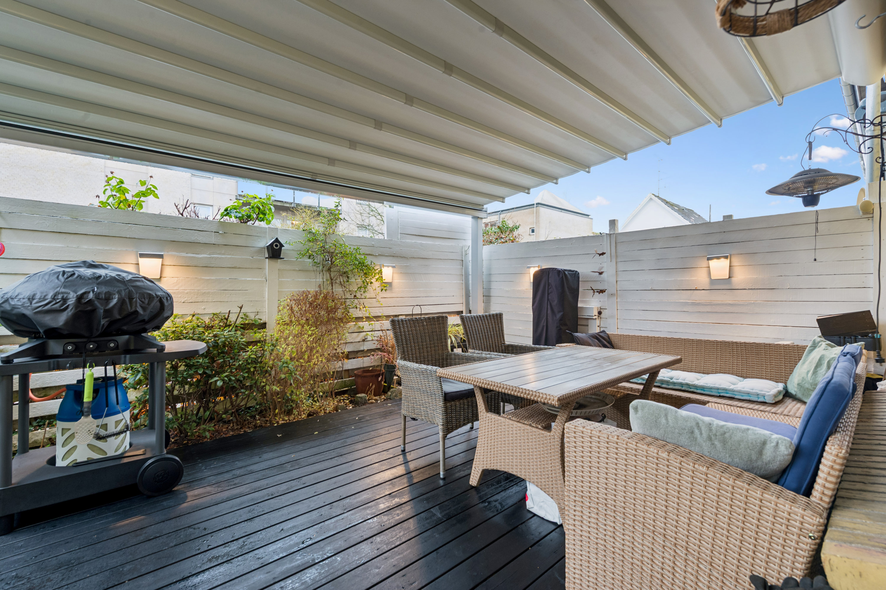 Fremhævet terrasse billede i fuldskærmstilstand. Billede af Ålekistevej 232D, 2720 Vanløse