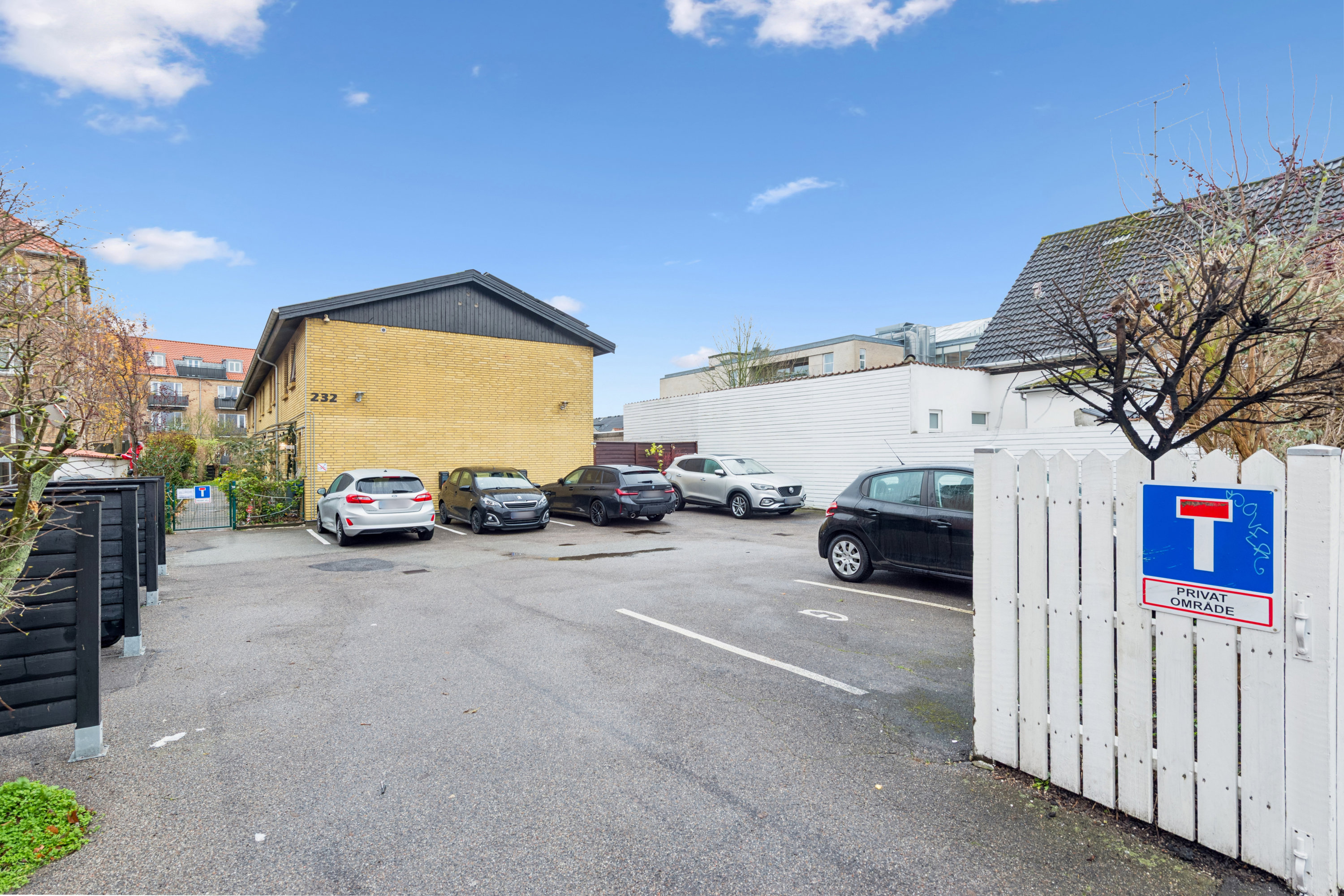 Fremhævet andet billede i fuldskærmstilstand. Billede af Ålekistevej 232D, 2720 Vanløse