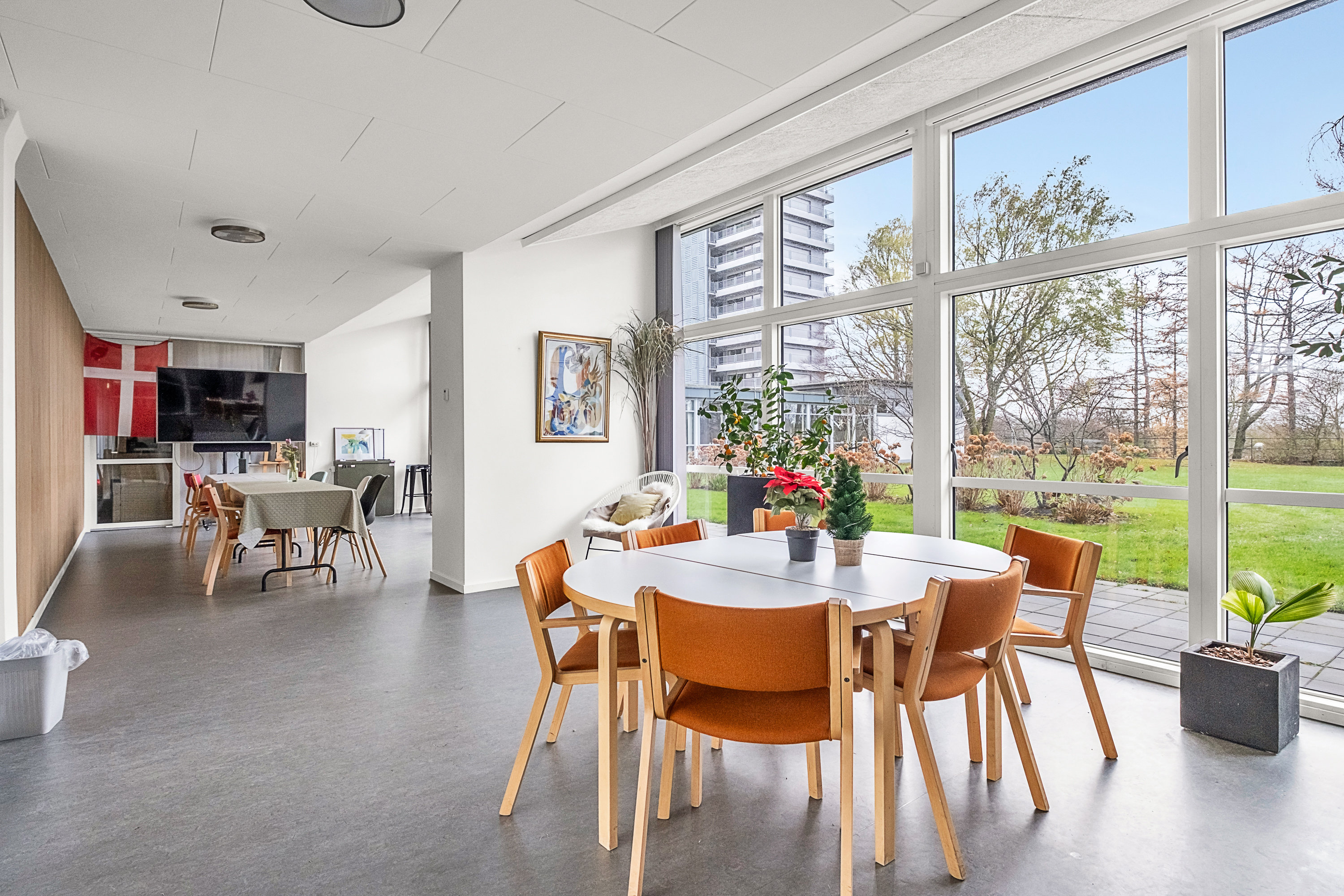 Fremhævet omgivelser billede i fuldskærmstilstand. Billede af Augustenborggade 21A, 6. mf., 8000 Aarhus C