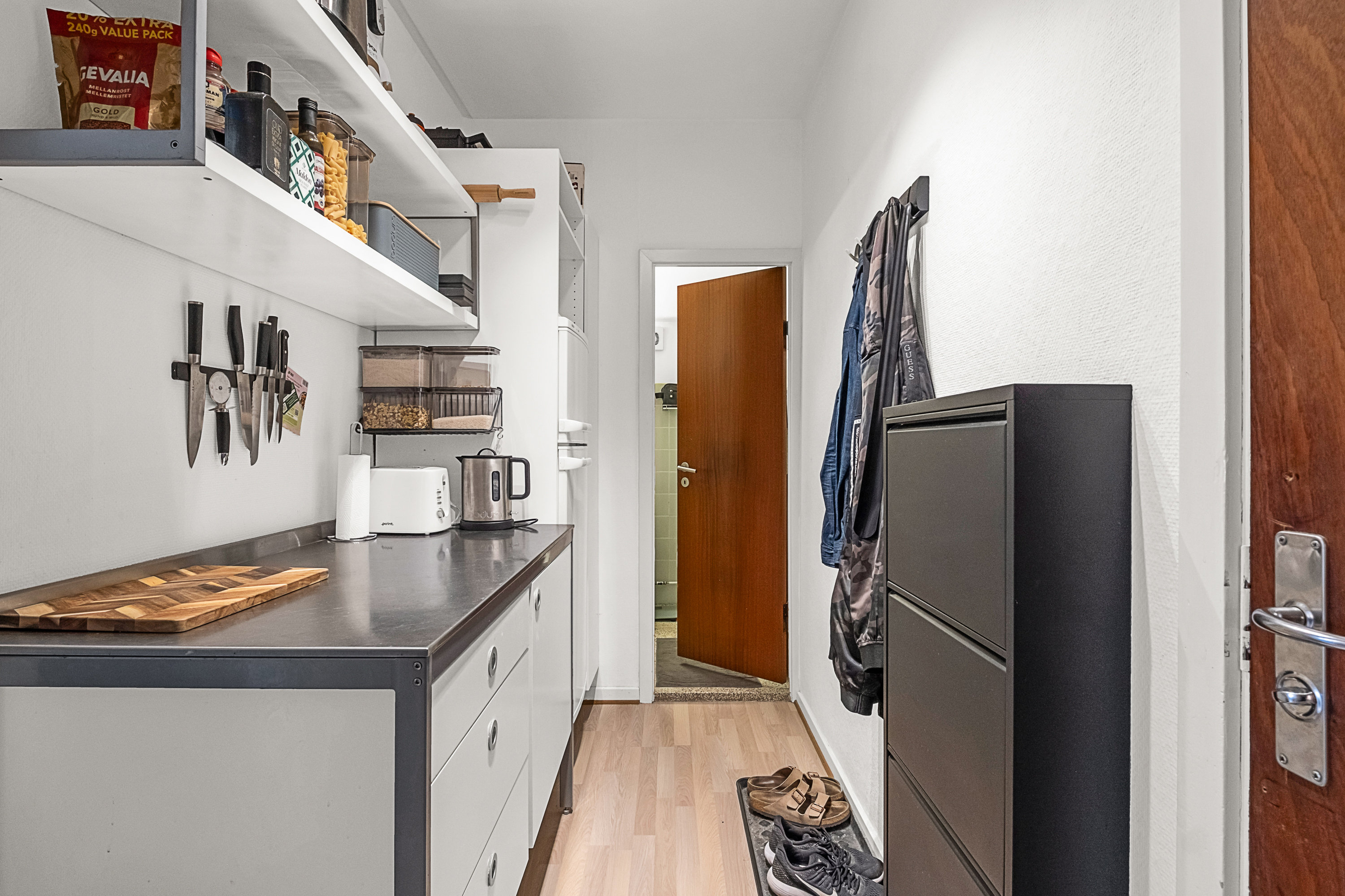 Fremhævet køkken billede i fuldskærmstilstand. Billede af Augustenborggade 21A, 6. mf., 8000 Aarhus C