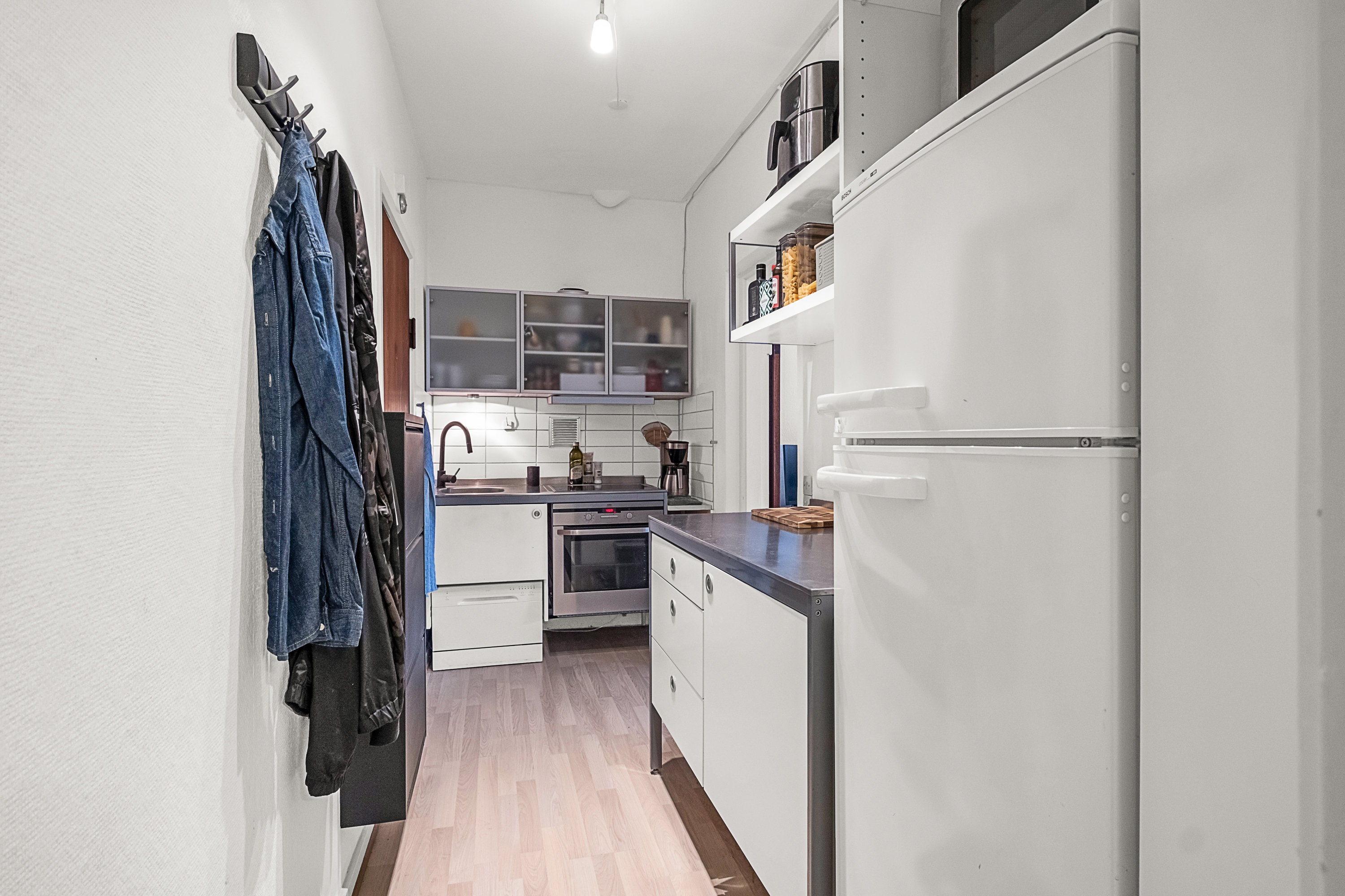 Fremhævet køkken billede i fuldskærmstilstand. Billede af Augustenborggade 21A, 6. mf., 8000 Aarhus C