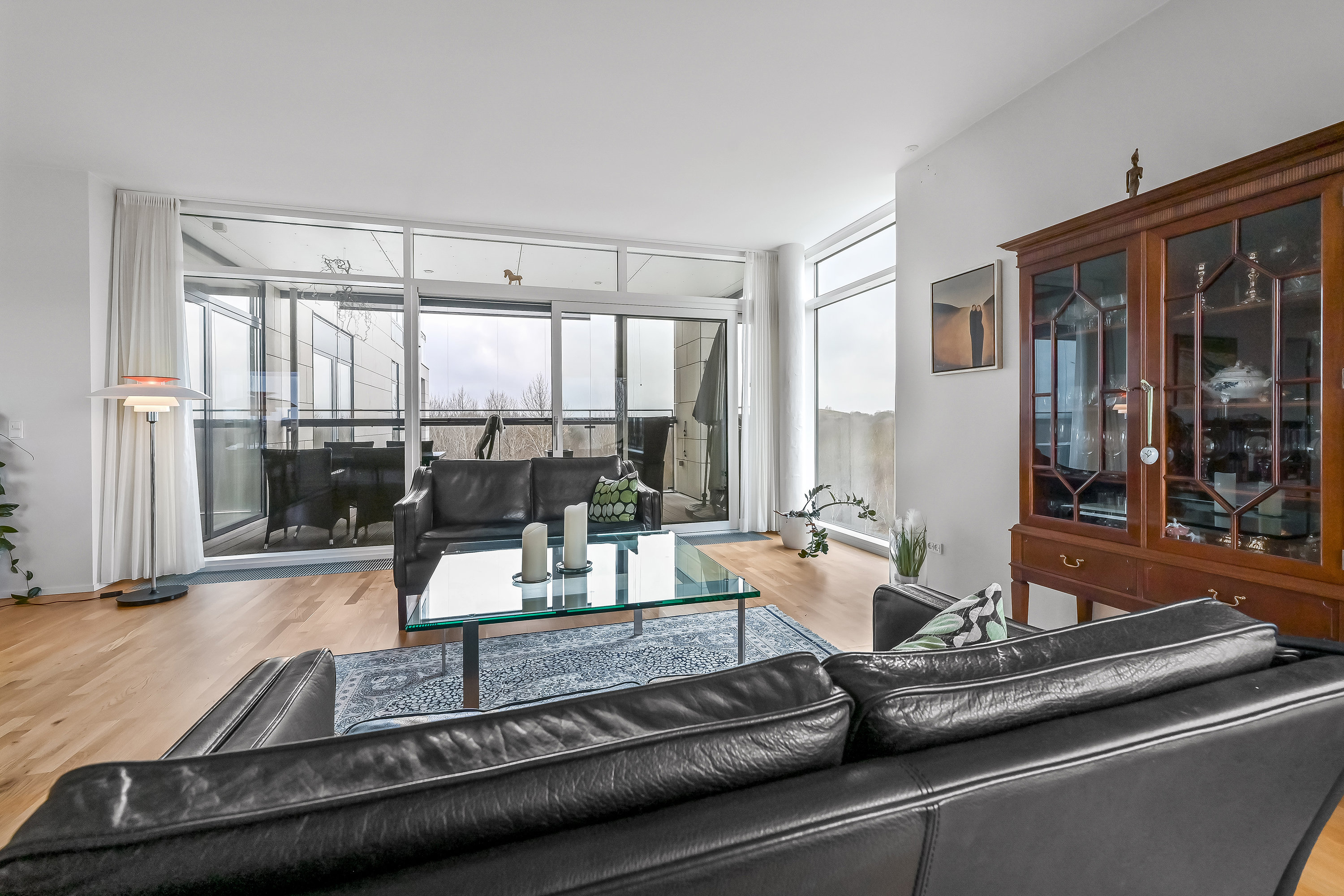 Fremhævet stue billede i fuldskærmstilstand. Billede af Grøndahlsvej 25, 4. 3., 7400 Herning