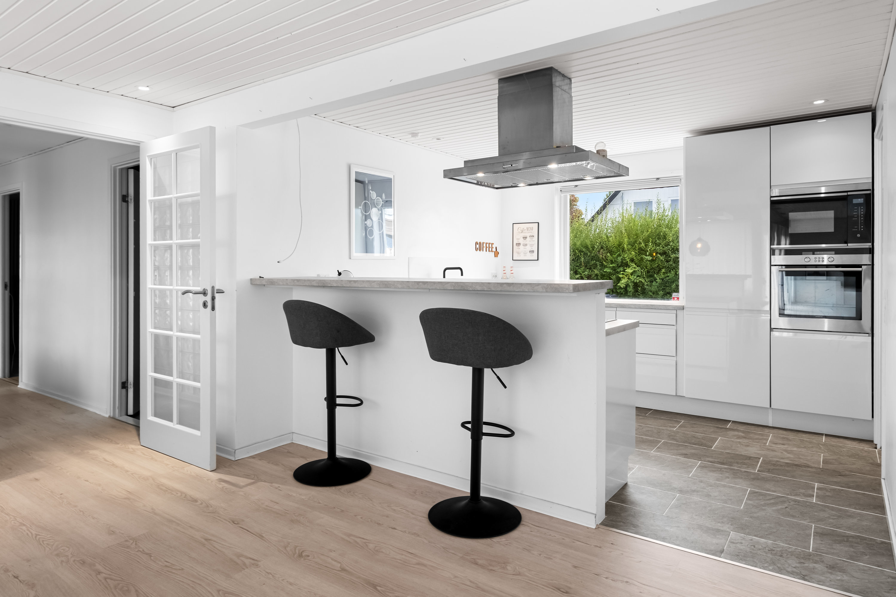 Fremhævet køkken billede i fuldskærmstilstand. Billede af Krogager 3, 2670 Greve