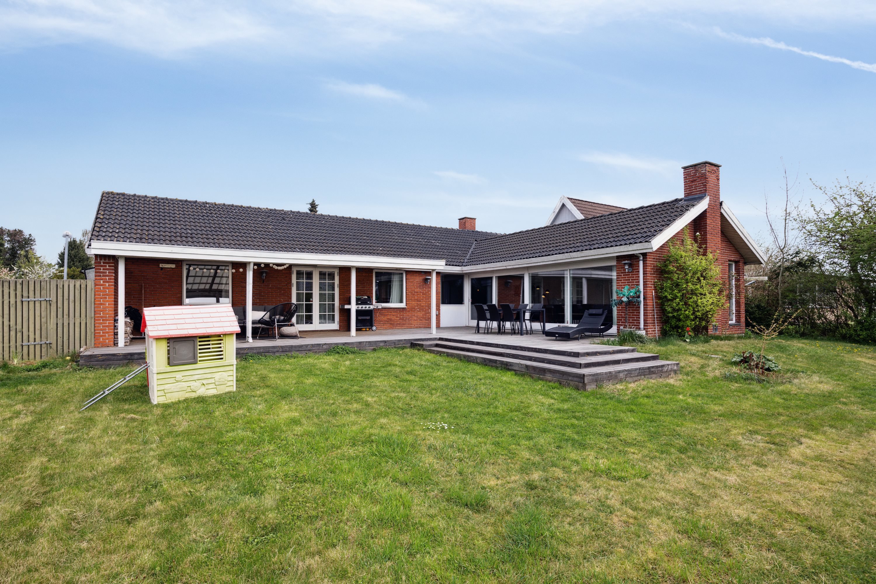 Fremhævet ejendommen billede i fuldskærmstilstand. Billede af Krogager 3, 2670 Greve