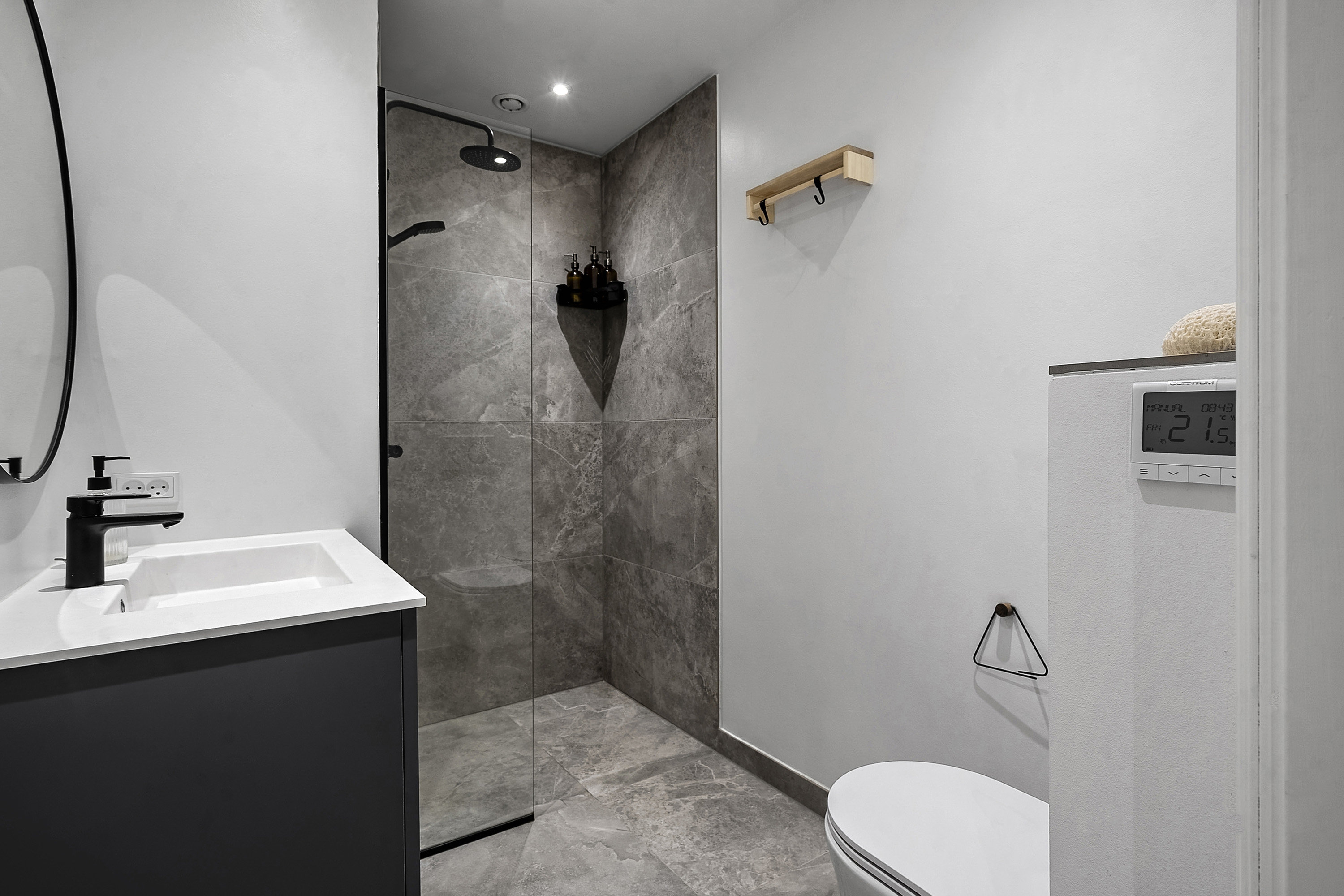 Fremhævet badeværelse billede i fuldskærmstilstand. Billede af Islandsgade 3, st.. th., 9000 Aalborg