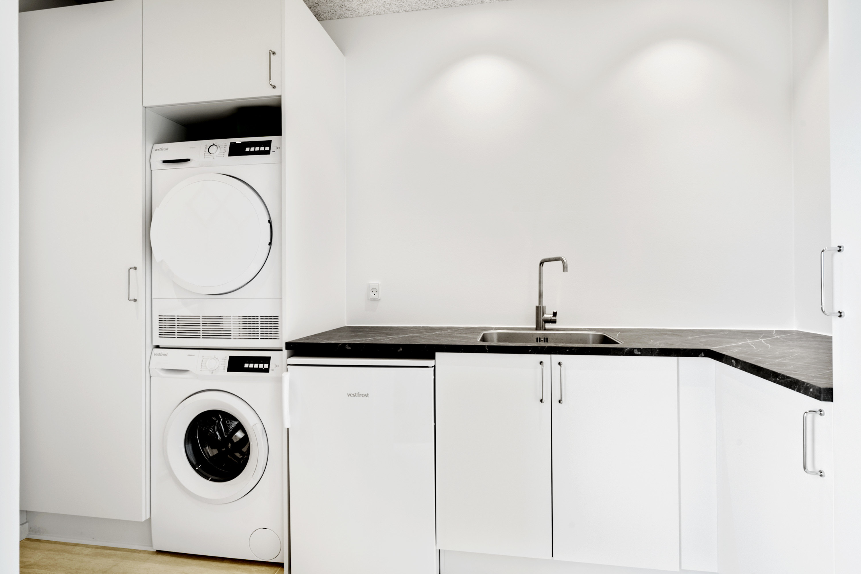 Fremhævet  billede i fuldskærmstilstand. Billede af Pragtstjernevej 22, Tørring, 7620 Lemvig