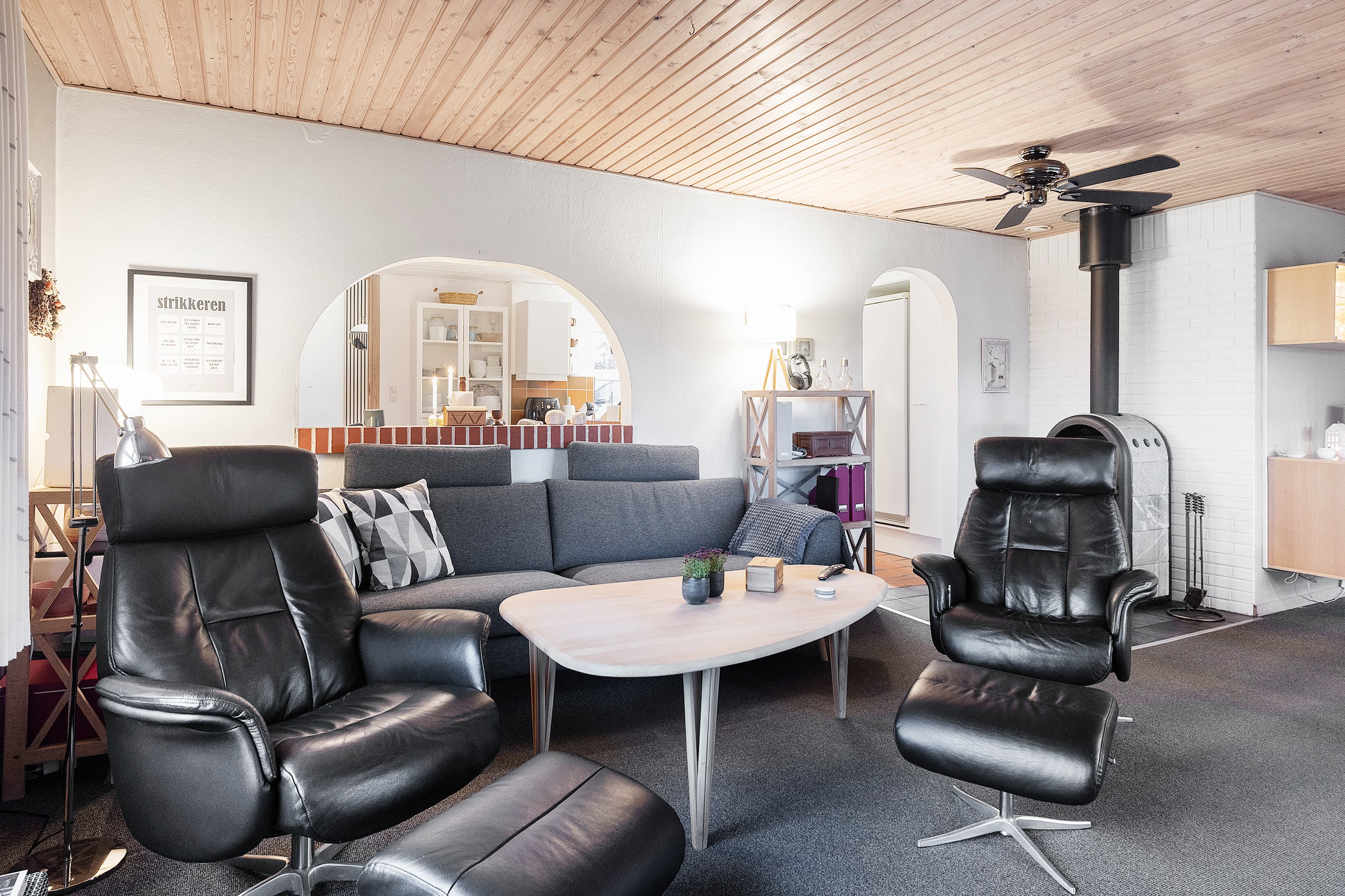 Fremhævet stue billede i fuldskærmstilstand. Billede af Gøttrupvej 349, Gøttrup, 9690 Fjerritslev