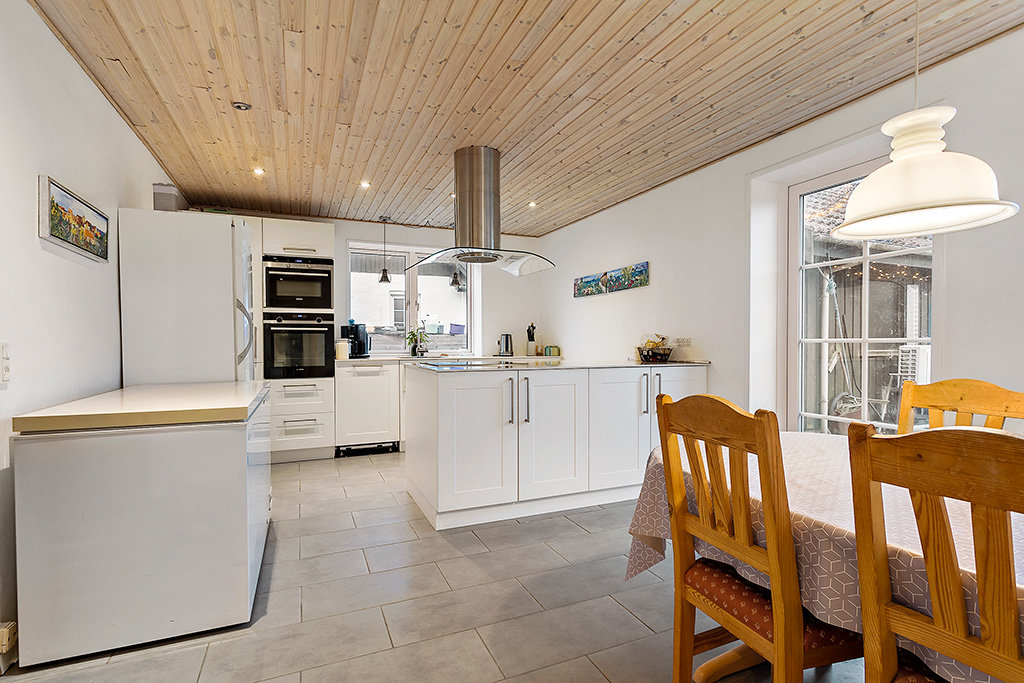 Miniaturebillede 2: køkken. Billede af Skagen Landevej 221, Bjergby, 9800 Hjørring