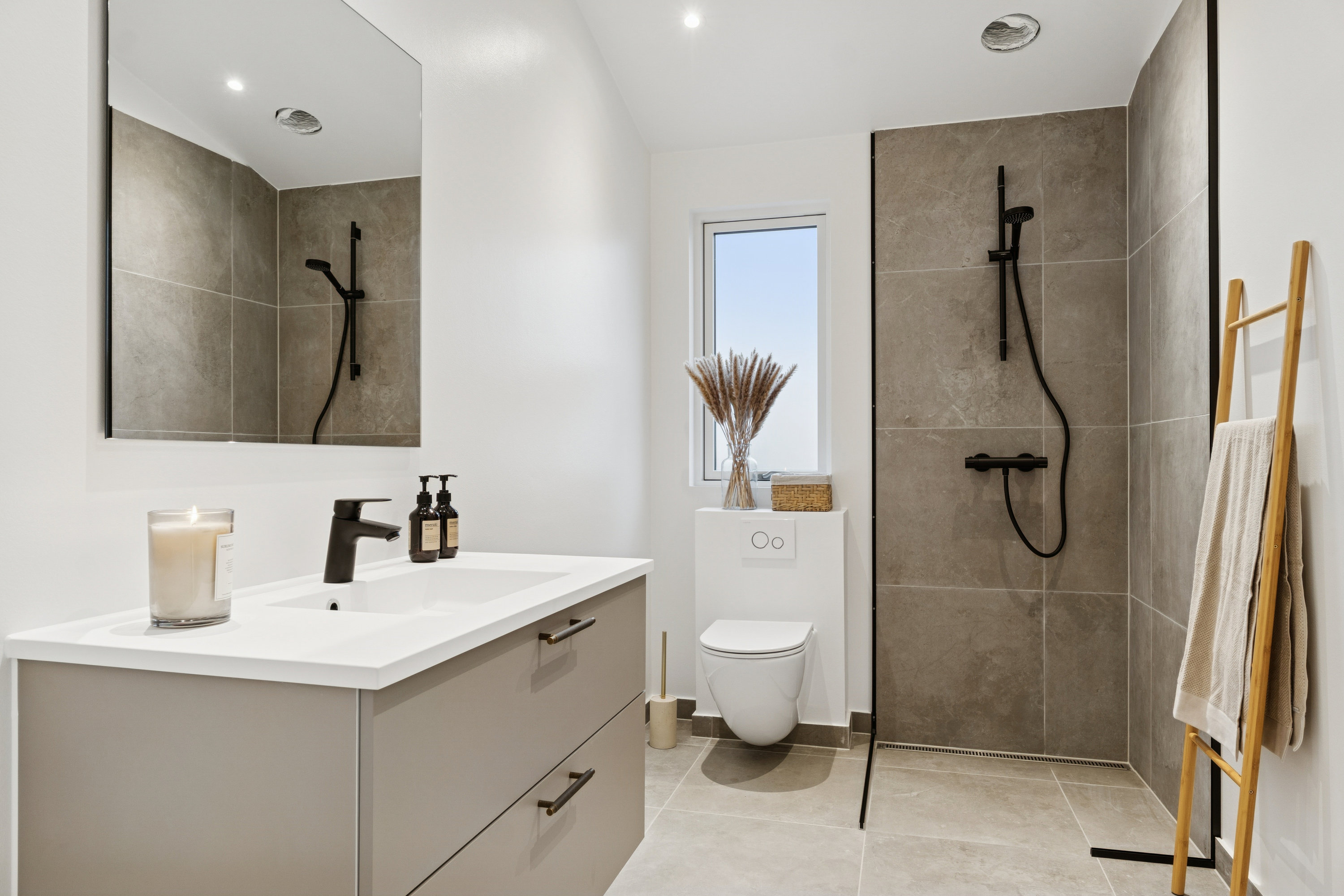 Fremhævet  billede i fuldskærmstilstand. Billede af Esrumvej 436B, Plejelt, 3080 Tikøb