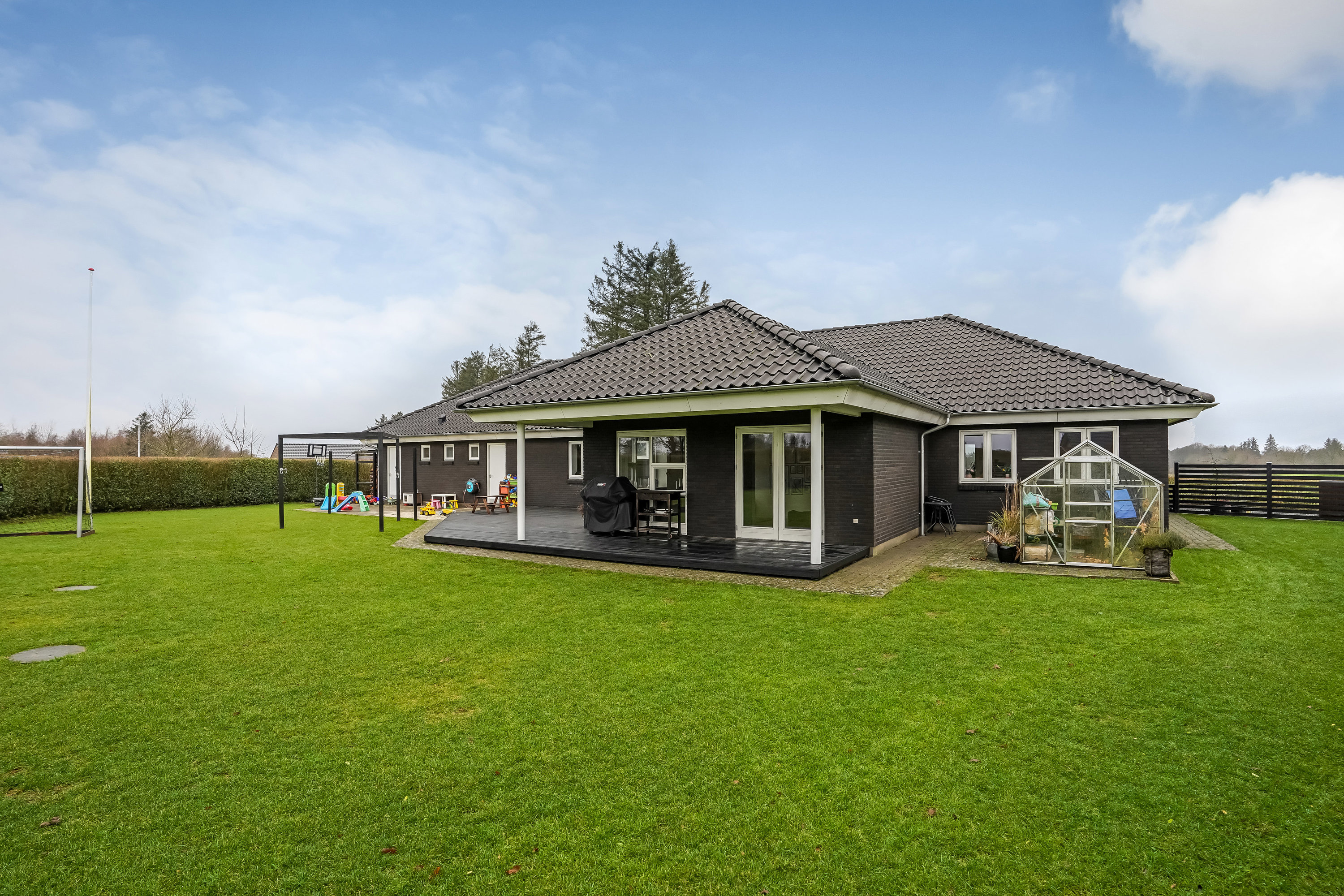 Fremhævet ejendommen billede i fuldskærmstilstand. Billede af Tribinivej 17, 6623 Vorbasse