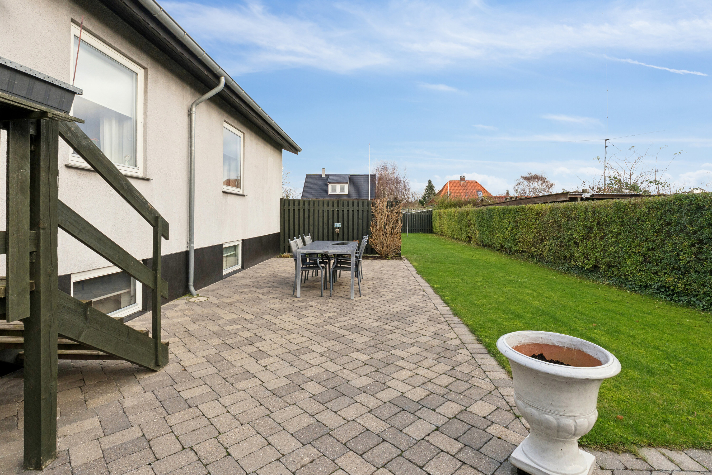 Fremhævet terrasse billede i fuldskærmstilstand. Billede af Nordlundsvej 7, 2650 Hvidovre