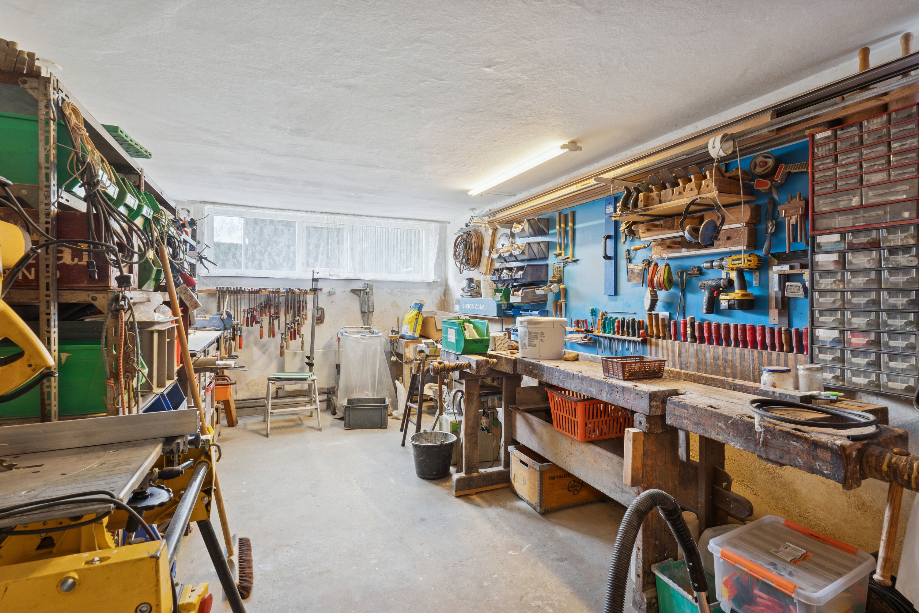 Fremhævet gang billede i fuldskærmstilstand. Billede af Nordlundsvej 7, 2650 Hvidovre