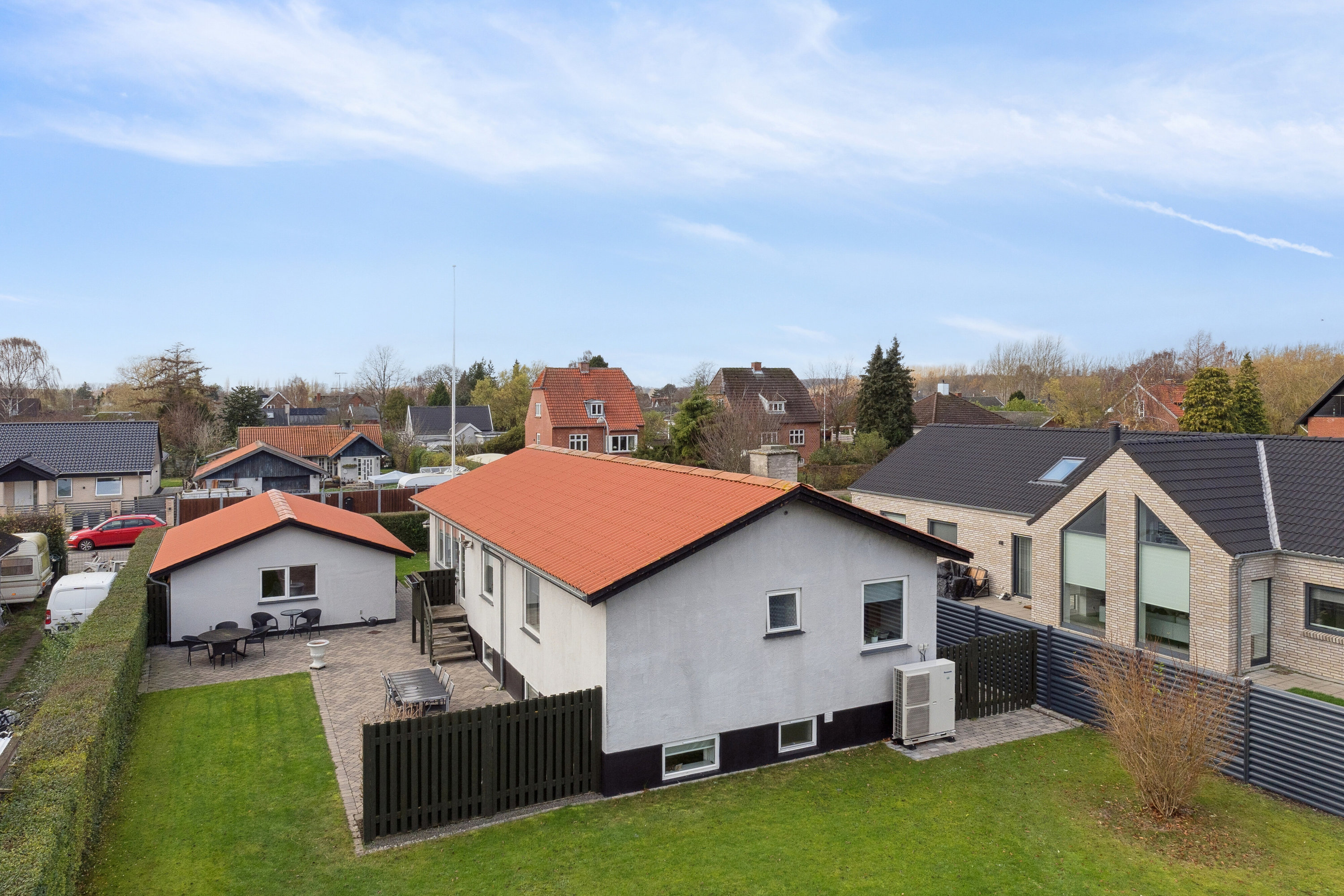 Fremhævet udendørs billede i fuldskærmstilstand. Billede af Nordlundsvej 7, 2650 Hvidovre