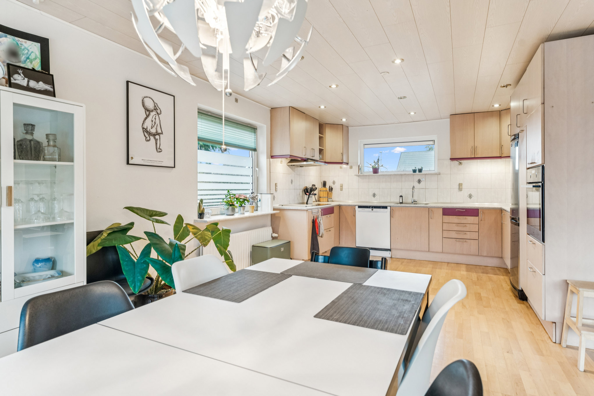 Miniaturebillede 1: stue. Billede af Poppelvej 8, Randers By, 8930 Randers NØ