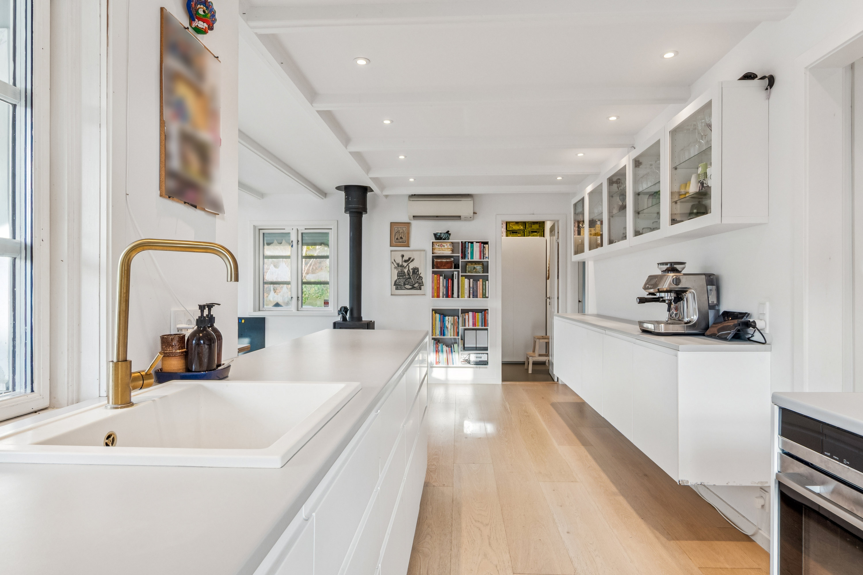 Miniaturebillede 1: køkken. Billede af Ny Mæglergårds Allé 24, 2660 Brøndby Strand