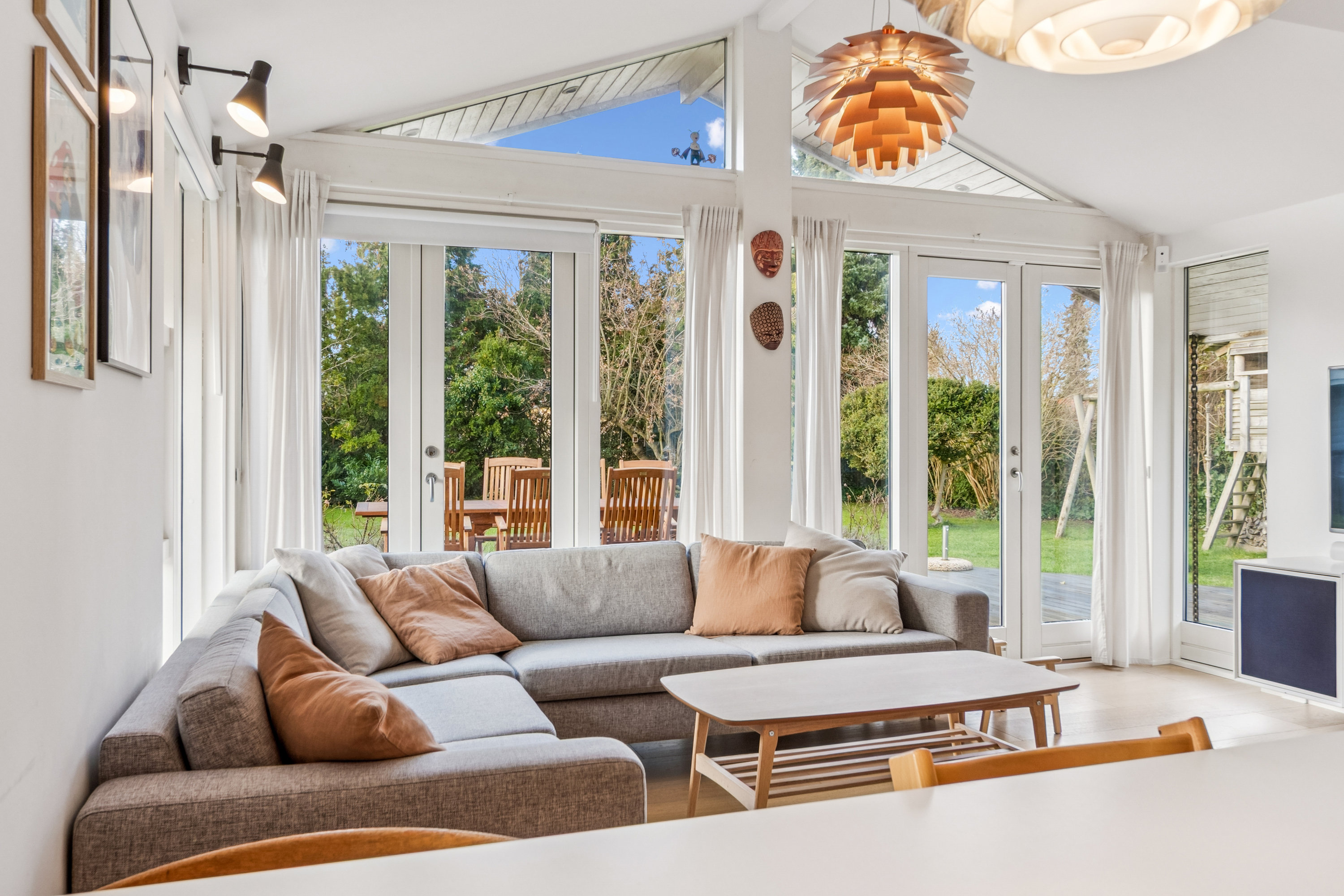 Fremhævet stue billede i fuldskærmstilstand. Billede af Ny Mæglergårds Allé 24, 2660 Brøndby Strand