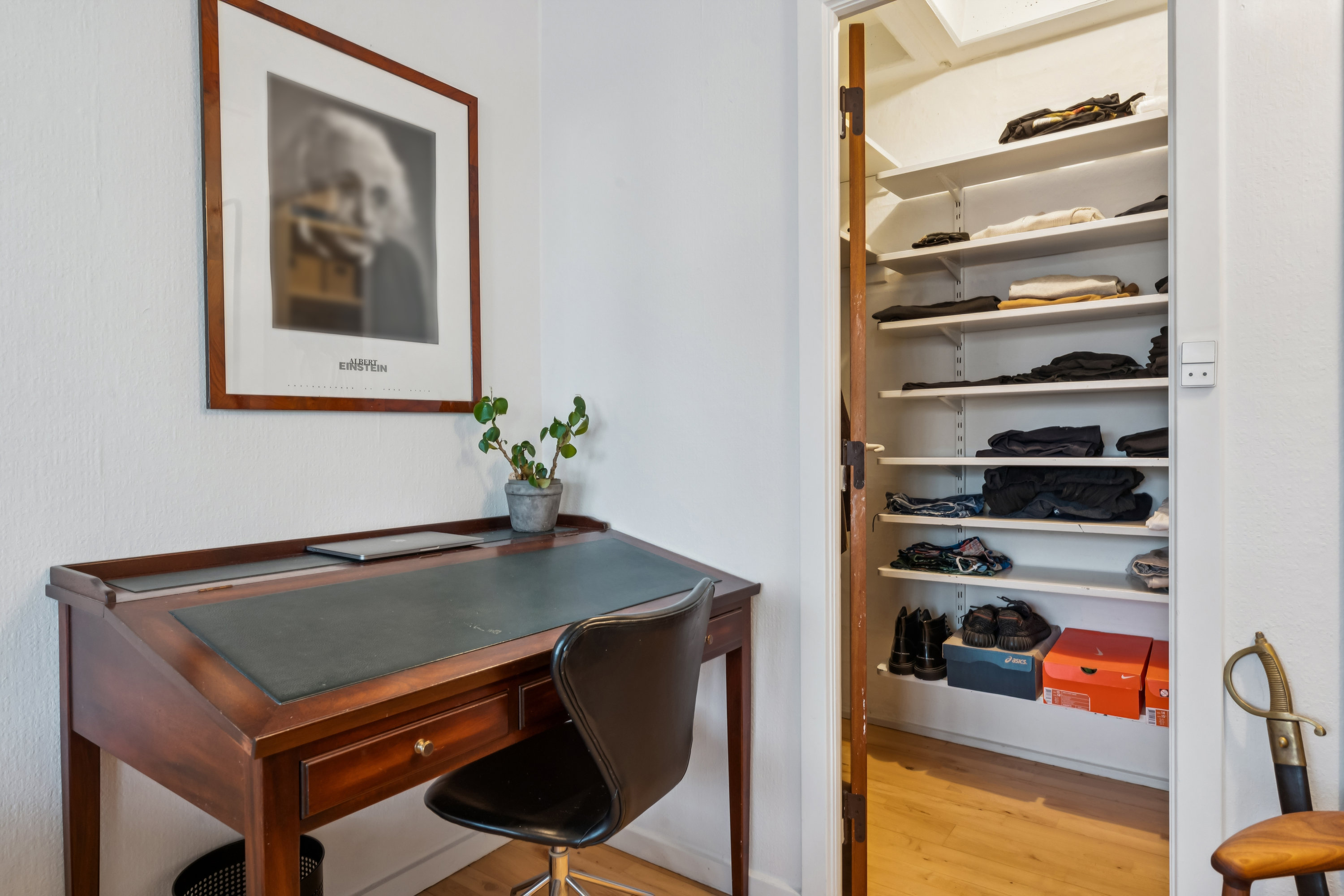 Fremhævet trappe billede i fuldskærmstilstand. Billede af Vesterbro 127, 6. 608., 9000 Aalborg