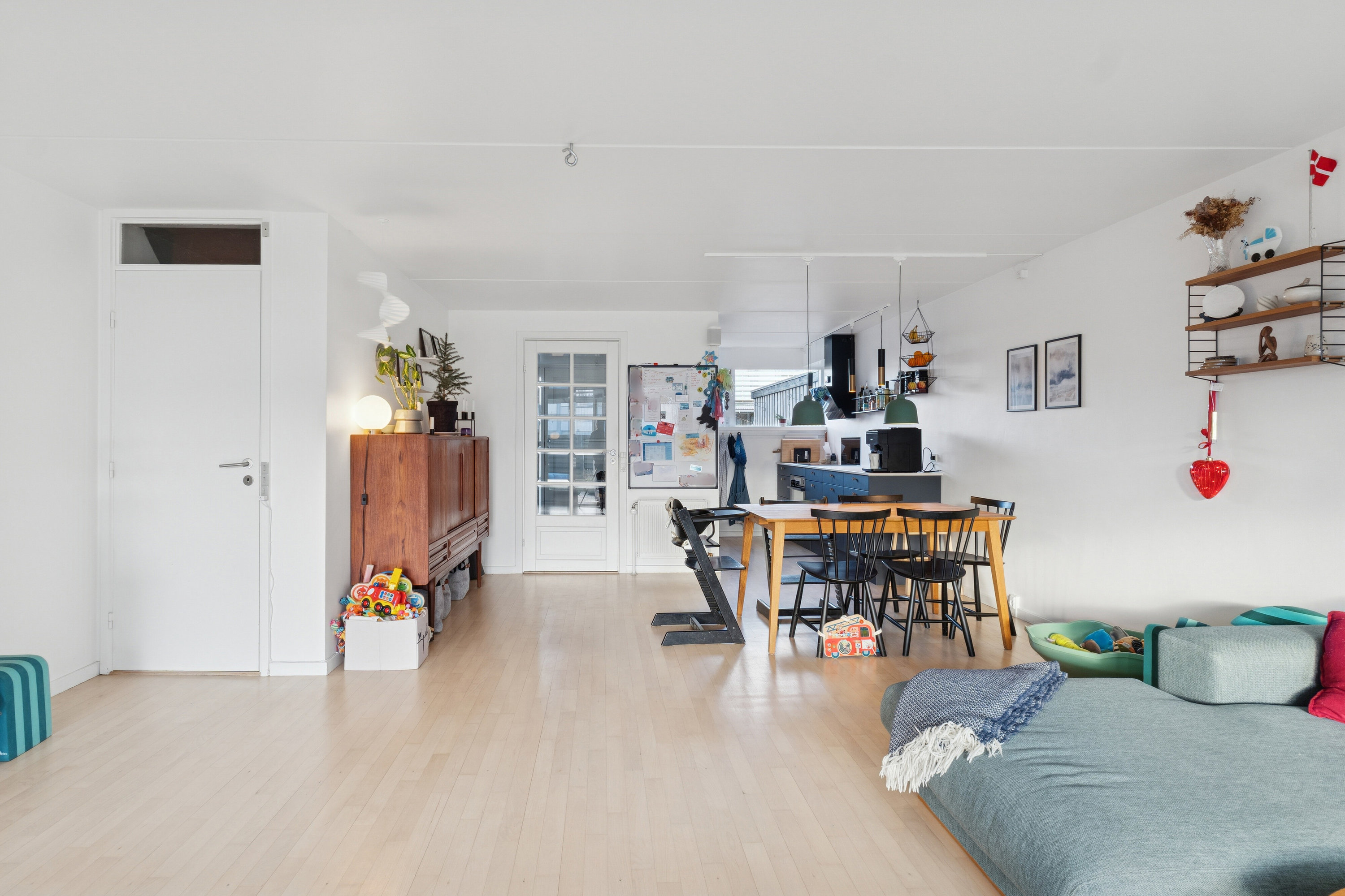 Fremhævet stue billede i fuldskærmstilstand. Billede af Jægerhusene 46, 2620 Albertslund