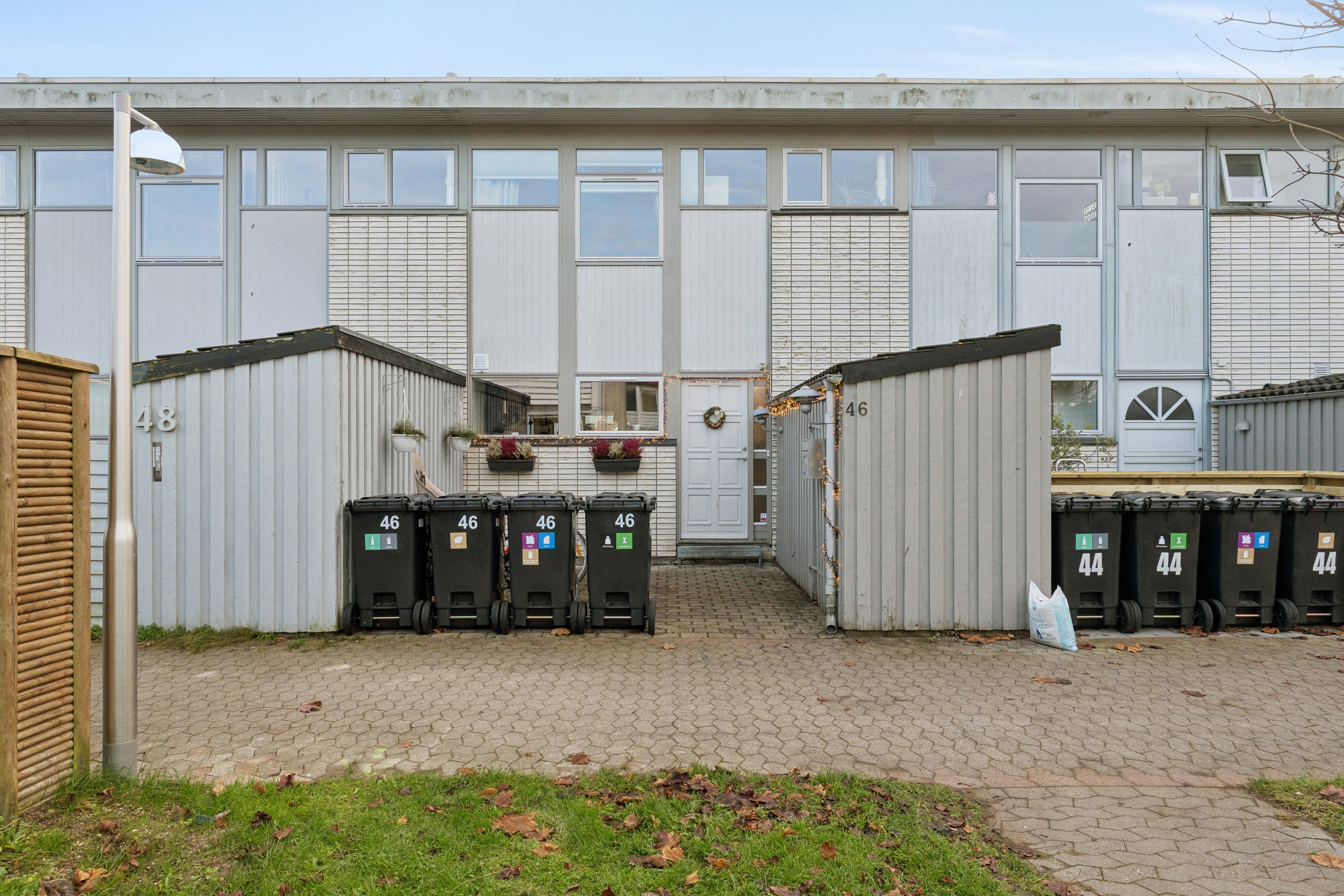 Fremhævet udendørs billede i fuldskærmstilstand. Billede af Jægerhusene 46, 2620 Albertslund