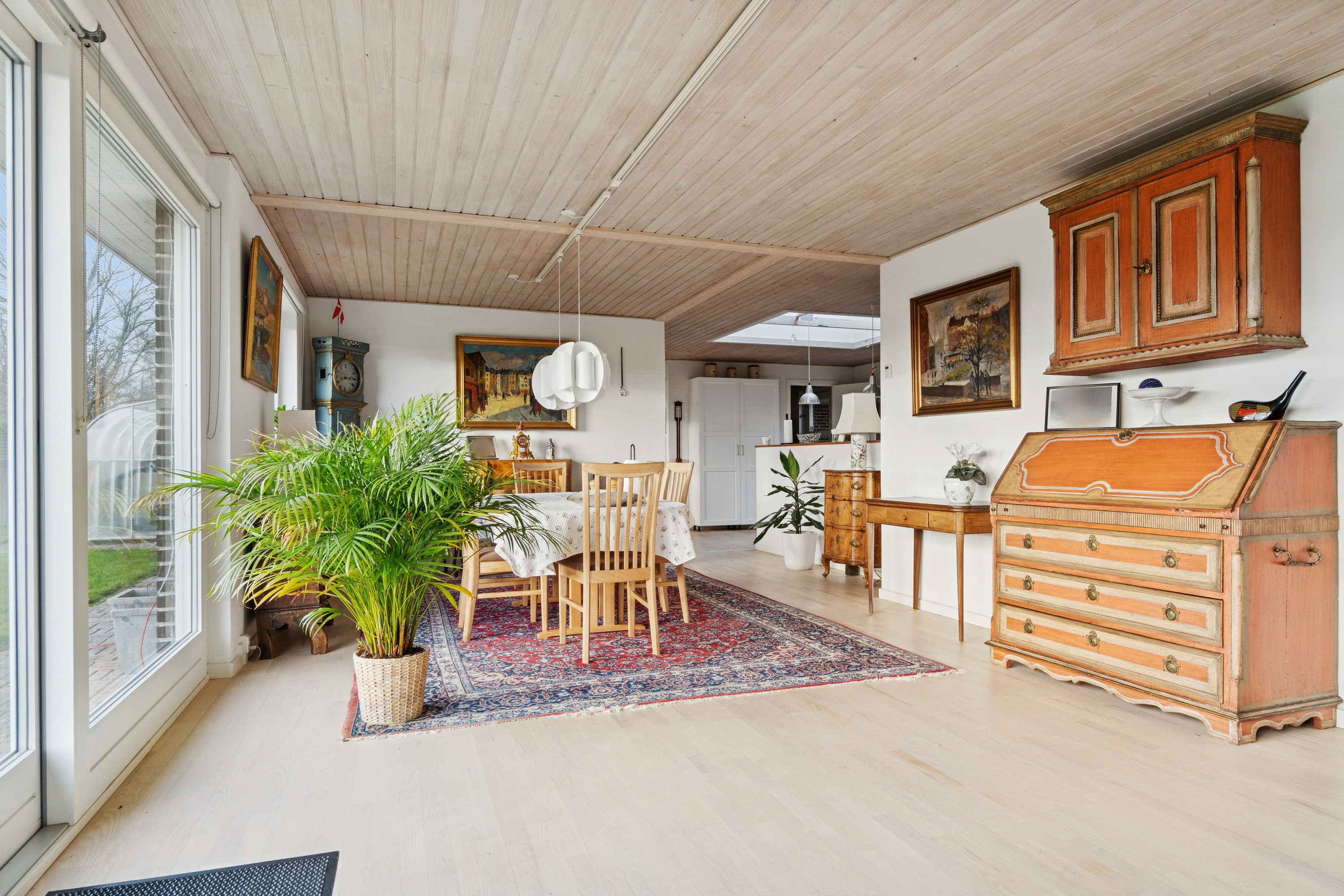 Fremhævet stue billede i fuldskærmstilstand. Billede af Hyllingeparken 61, 4070 Kirke Hyllinge