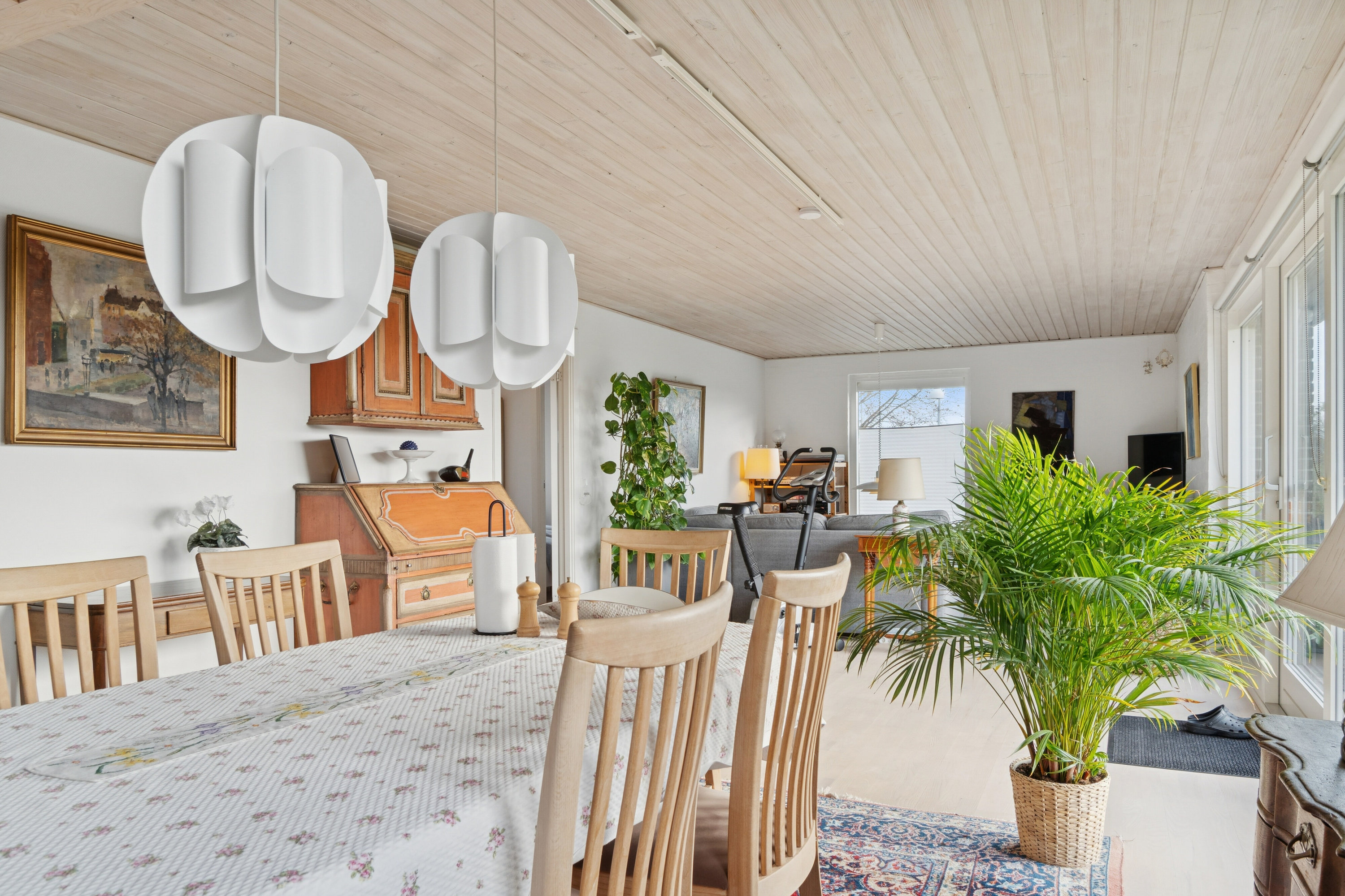 Fremhævet spisestue billede i fuldskærmstilstand. Billede af Hyllingeparken 61, 4070 Kirke Hyllinge