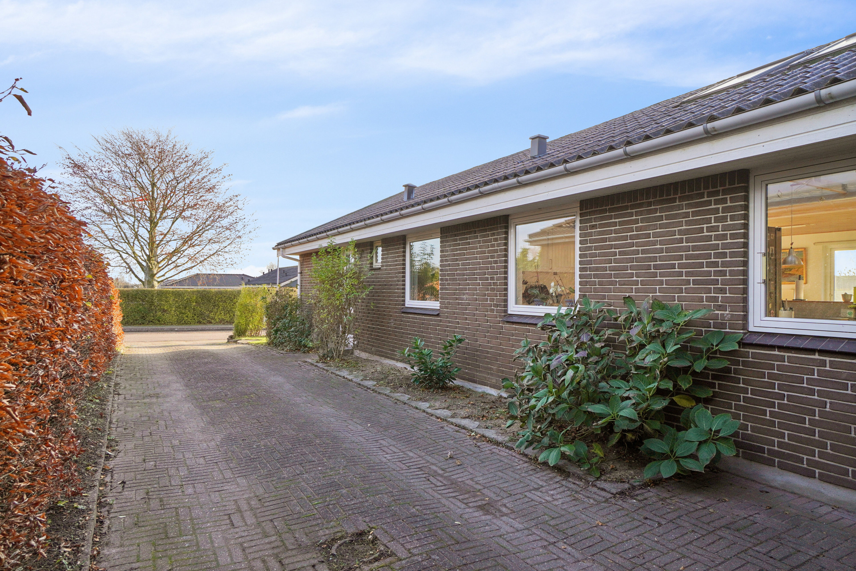 Fremhævet indkørsel billede i fuldskærmstilstand. Billede af Hyllingeparken 61, 4070 Kirke Hyllinge