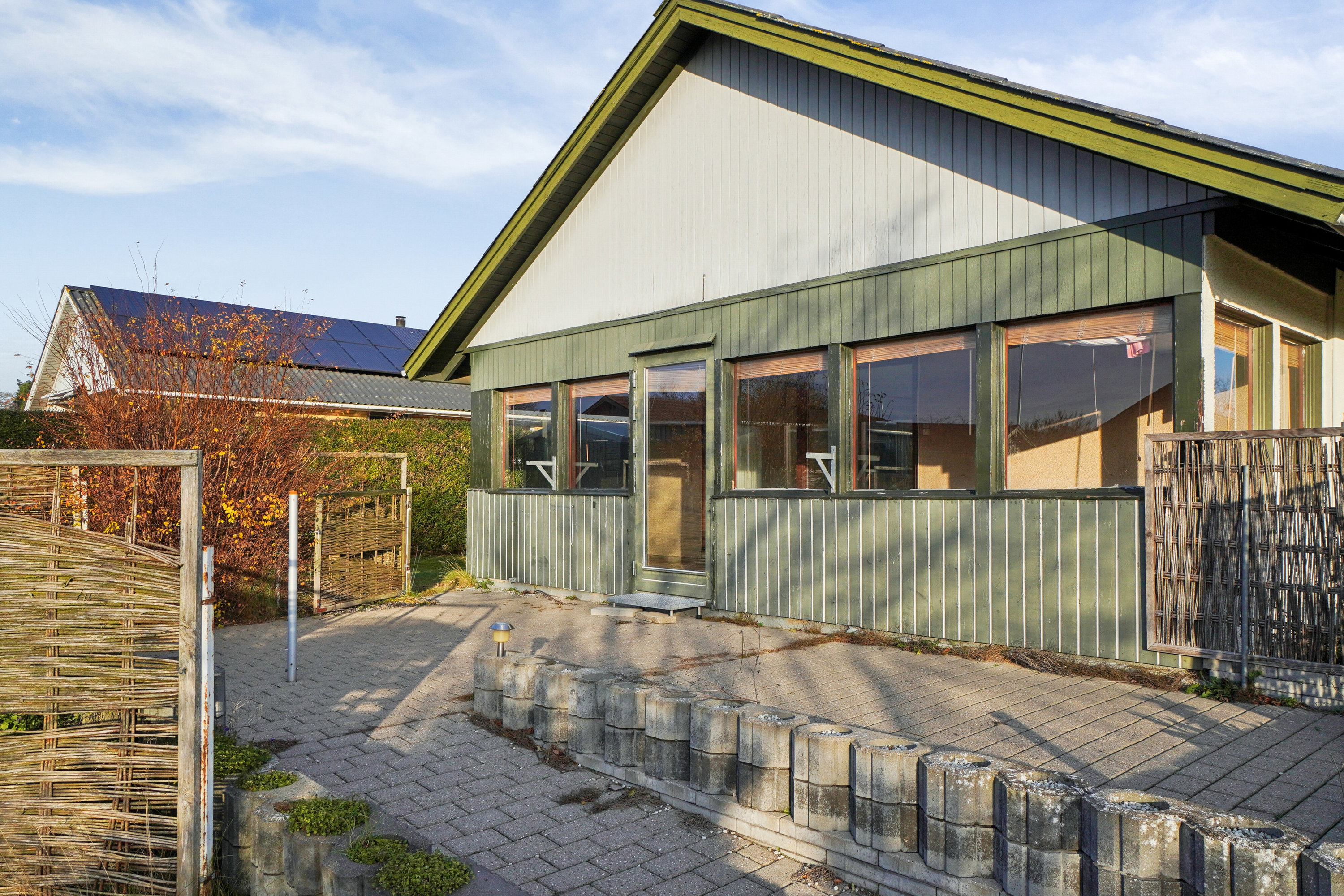 Fremhævet set fra haven billede i fuldskærmstilstand. Billede af Bjørnebakken 38, 3390 Hundested