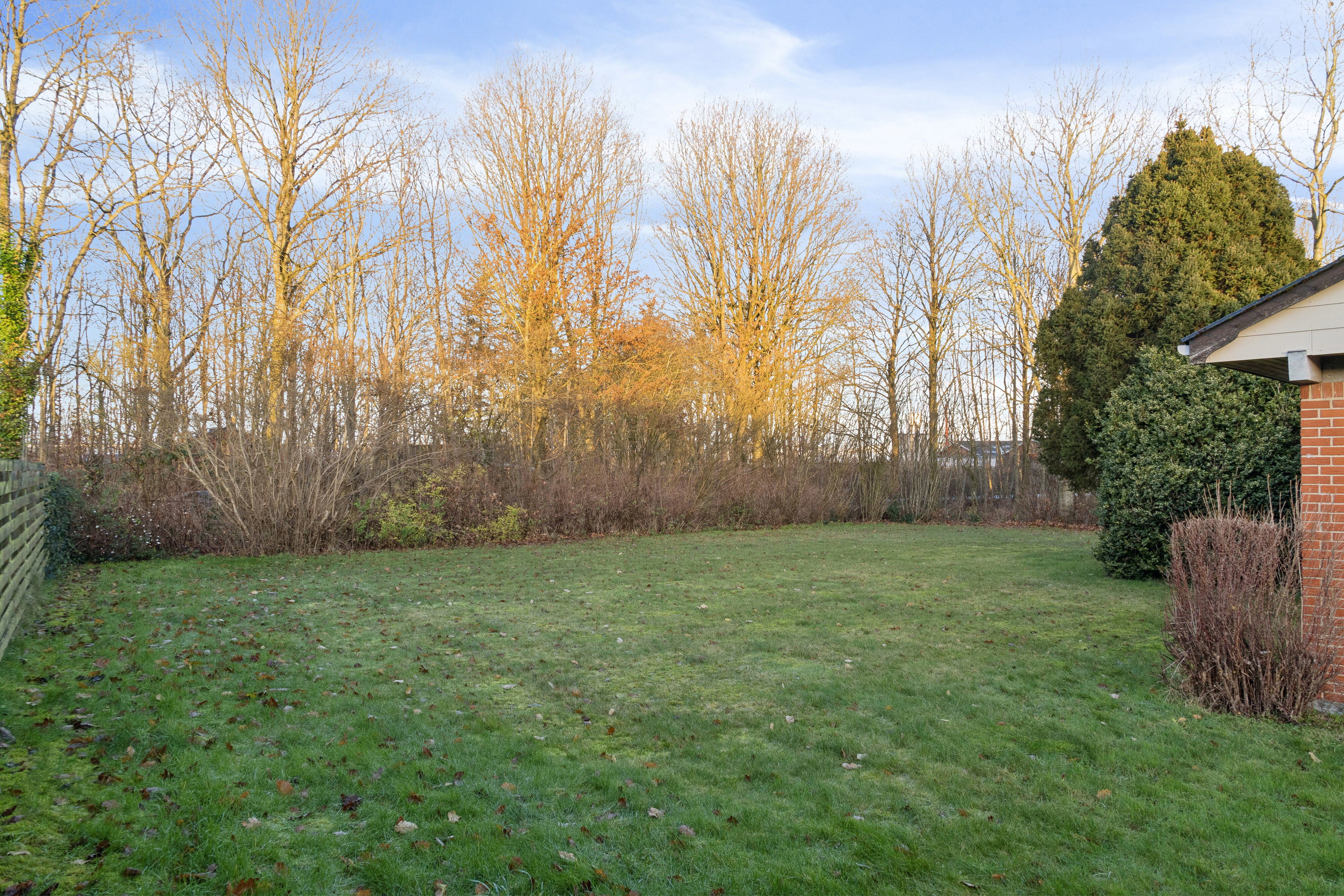 Fremhævet set fra haven billede i fuldskærmstilstand. Billede af Poppelvej 27, 8882 Fårvang