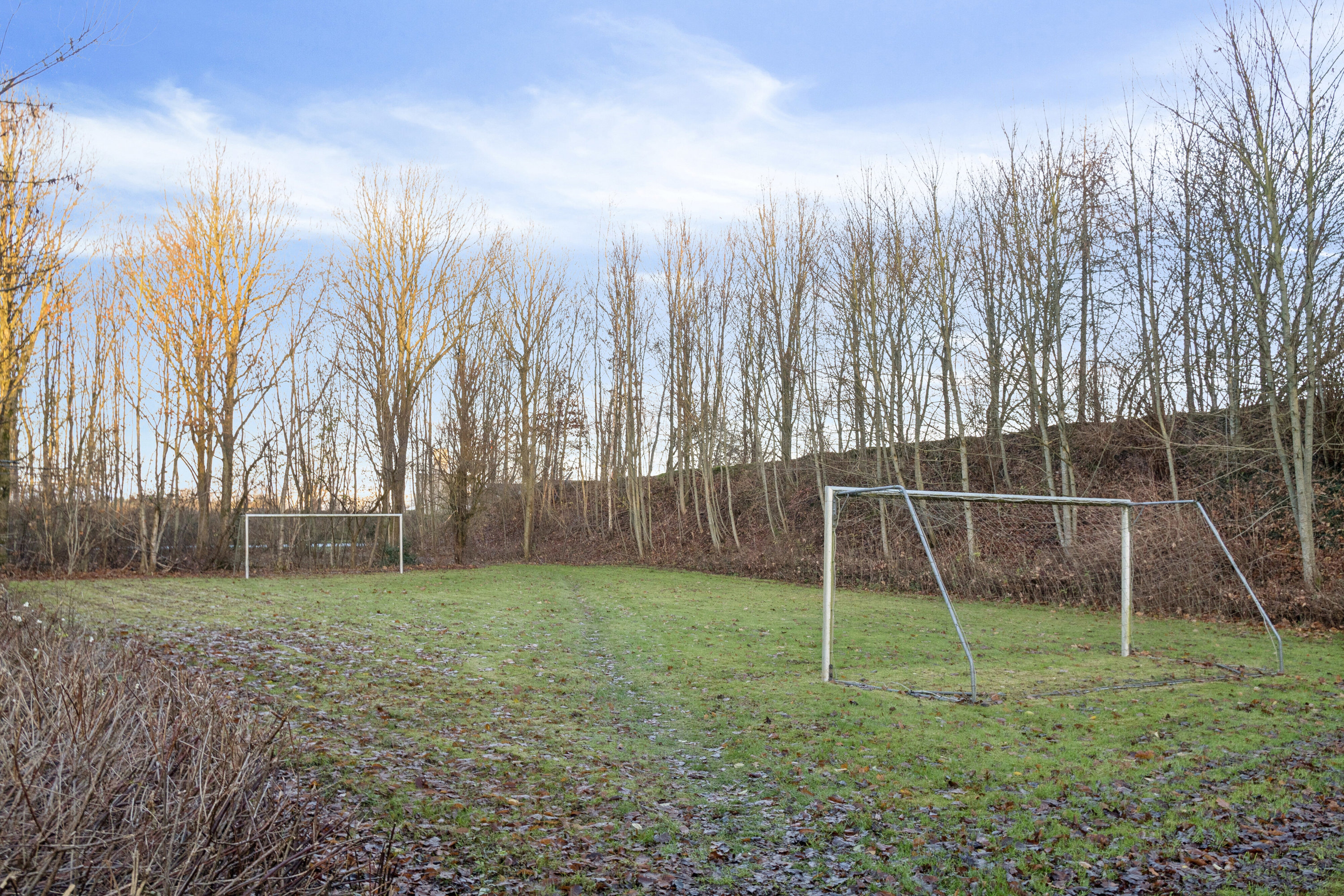 Fremhævet set fra haven billede i fuldskærmstilstand. Billede af Poppelvej 27, 8882 Fårvang